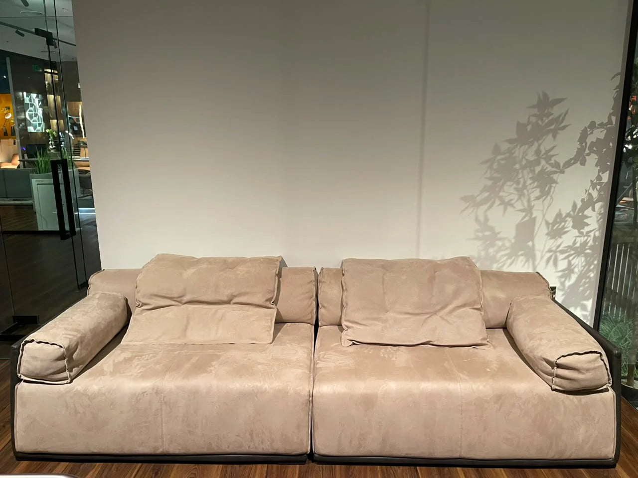 Display item - Motoo 4 Seater Sofa Sf066-4 - Yas