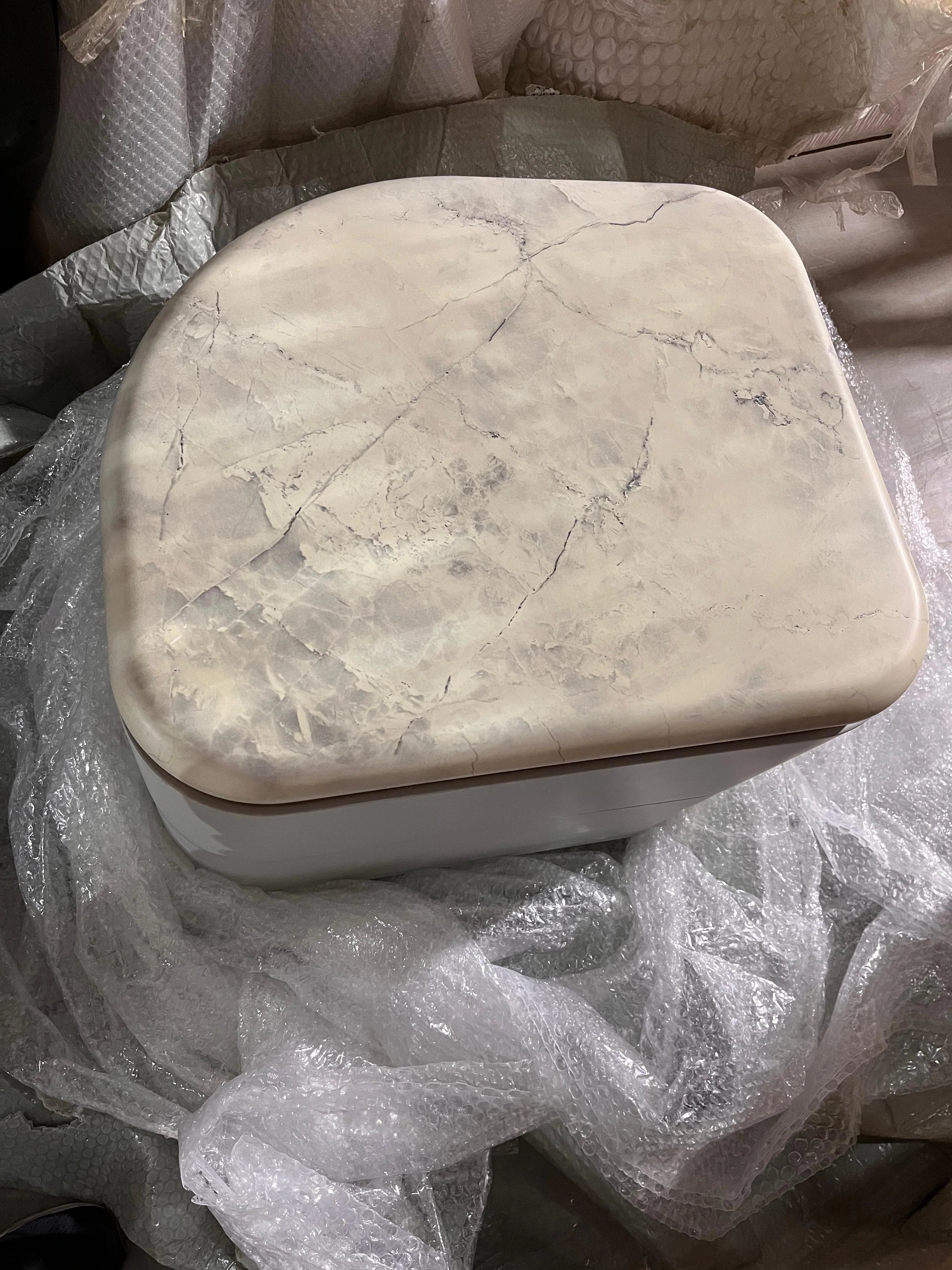 AS IS - 2X Tulip Bedside Tables KOMTLP001 - DISPLAY ITEM - ebarza Furniture UAE | Shop Modern Furniture in Abu Dhabi & Dubai - مفروشات ايبازرا في الامارات | تسوق اثاث عصري وديكورات مميزة في دبي وابوظبي