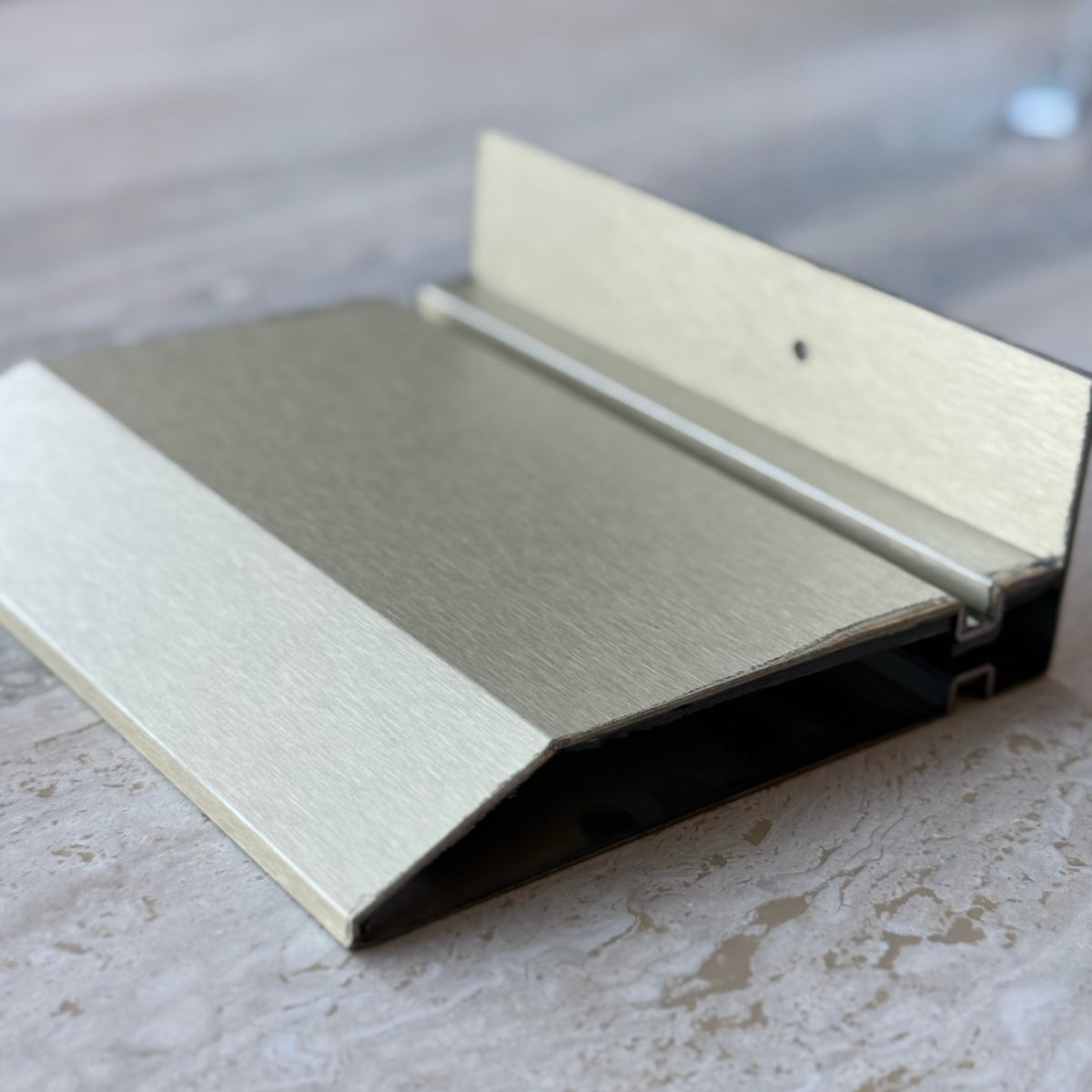 Gold stainless steel sealing cap, 17cm length, 1mm thickness, for wall panels and profiles, by BEACON.
