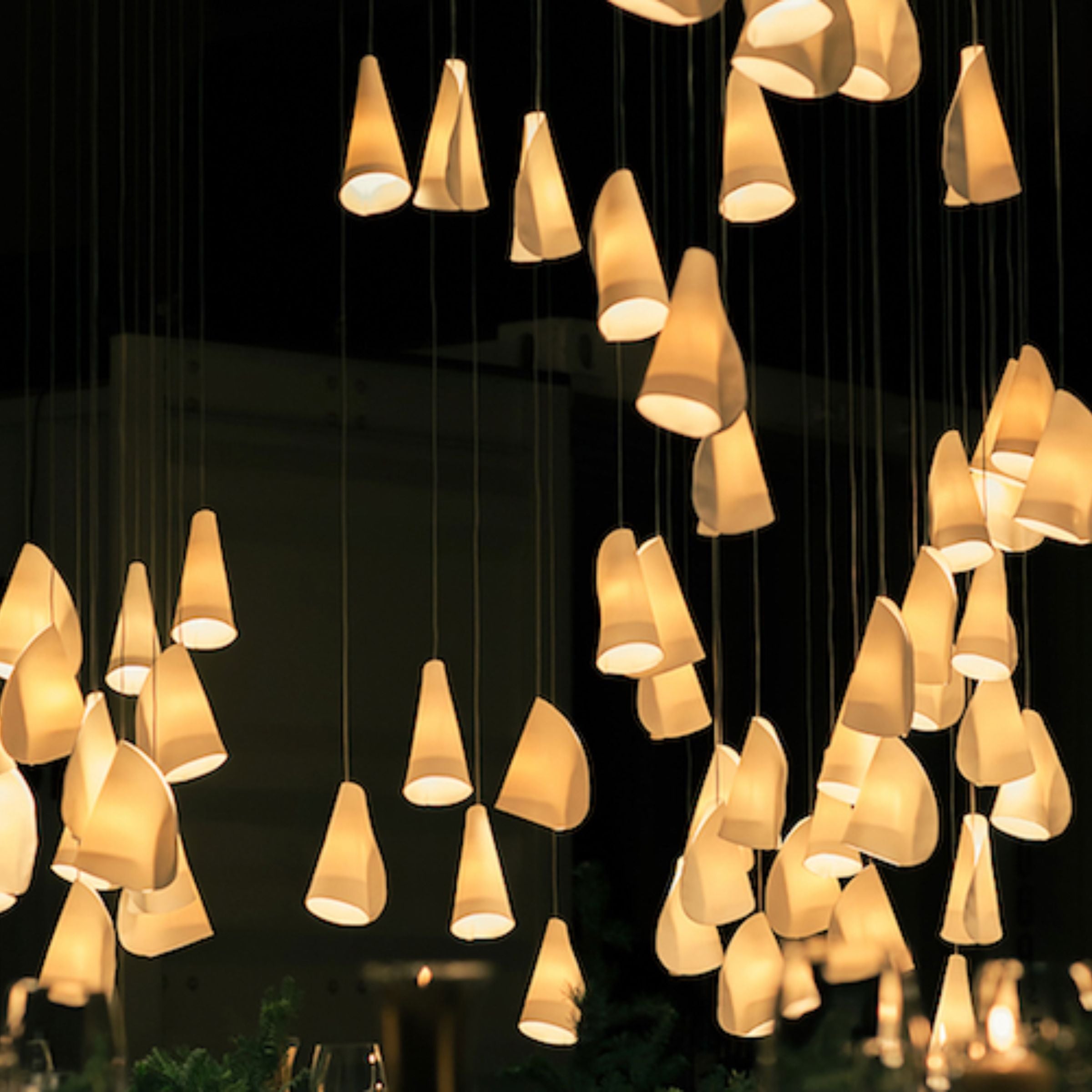 Pre-order 75 Days Delivery 20 Heads Pendant Lamp CY-DD-1029 - Pendant Lamps - ebarza Furniture UAE | Shop Modern Furniture in Abu Dhabi & Dubai - مفروشات ايبازرا في الامارات | تسوق اثاث عصري وديكورات مميزة في دبي وابوظبي