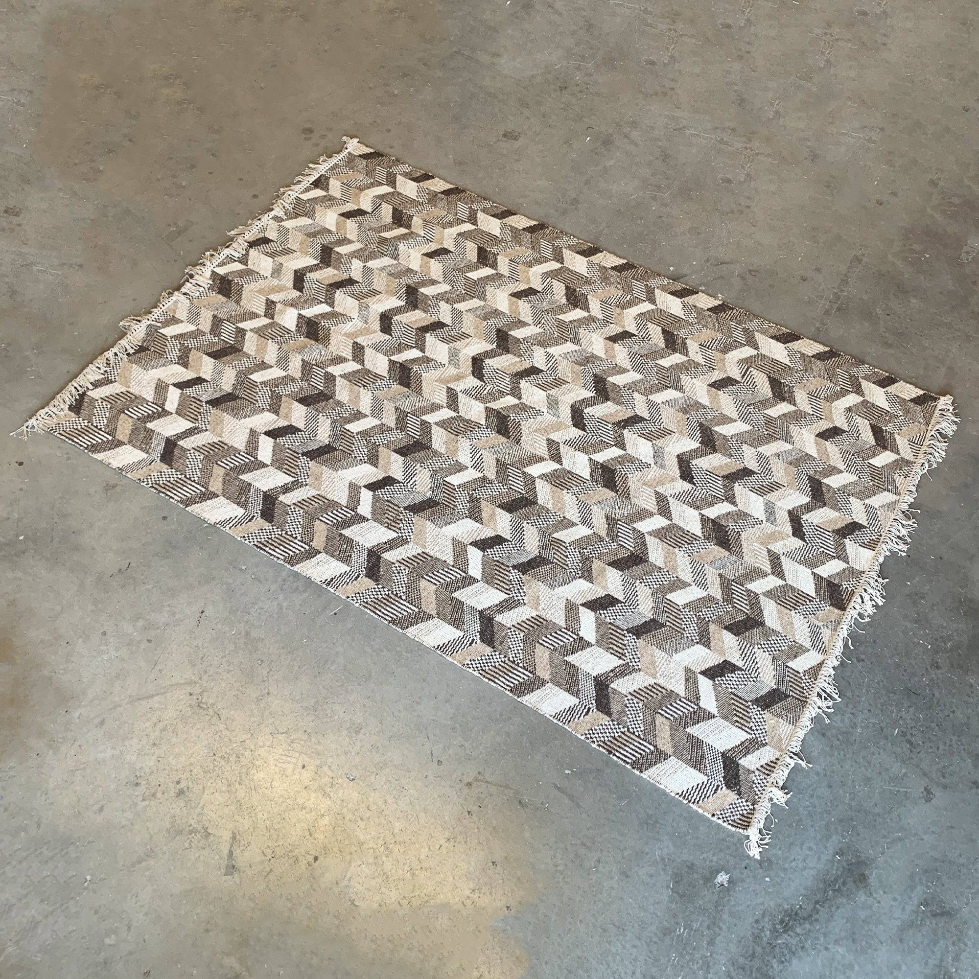 230X160 Cm Bolton Handmade Wool Rug Bolton Blt-03-L - Rugs - ebarza Furniture UAE | Shop Modern Furniture in Abu Dhabi & Dubai - مفروشات ايبازرا في الامارات | تسوق اثاث عصري وديكورات مميزة في دبي وابوظبي