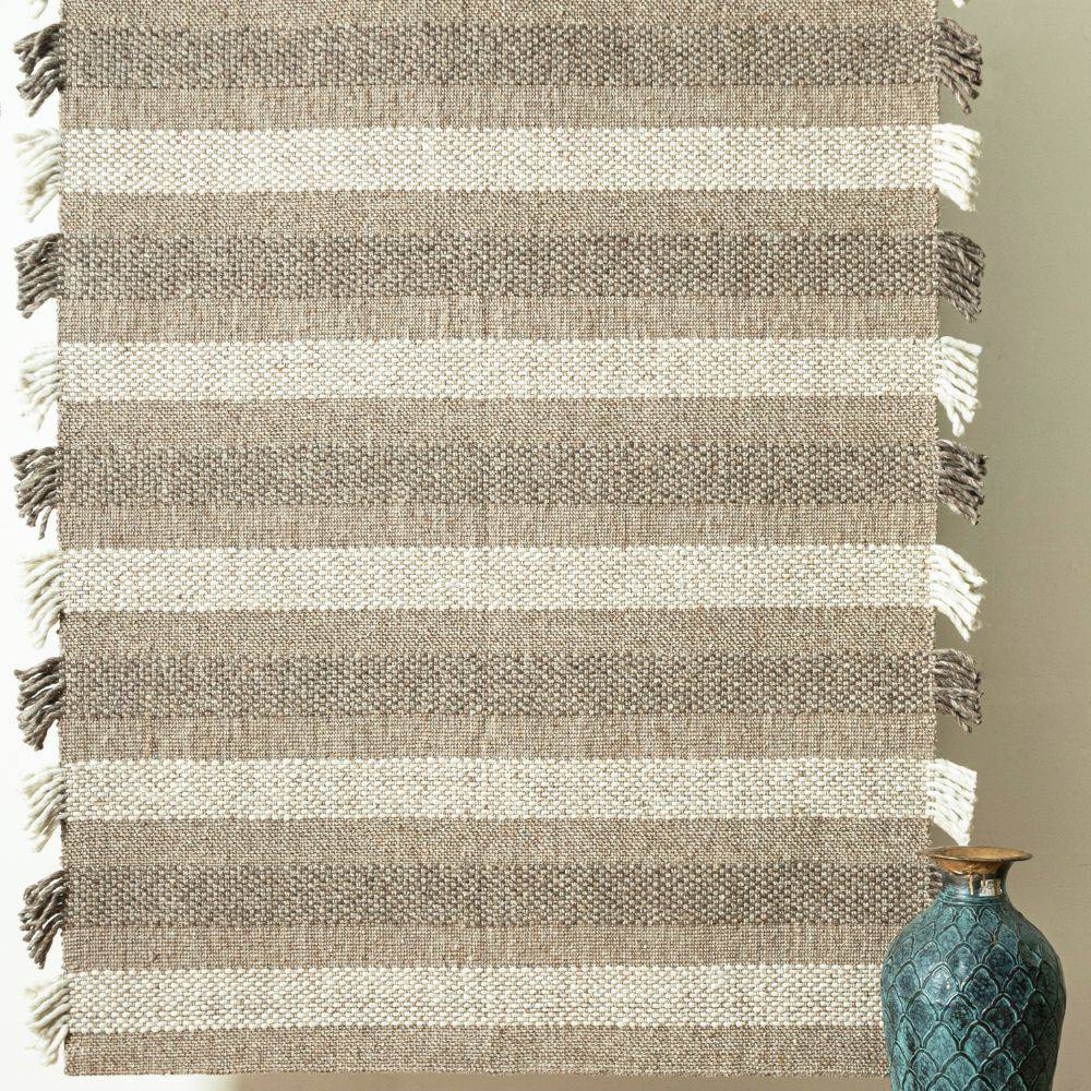 230X160 Cm Hand Woven Wool Rug Bliss-Bss-03-L - Rugs - ebarza Furniture UAE | Shop Modern Furniture in Abu Dhabi & Dubai - مفروشات ايبازرا في الامارات | تسوق اثاث عصري وديكورات مميزة في دبي وابوظبي