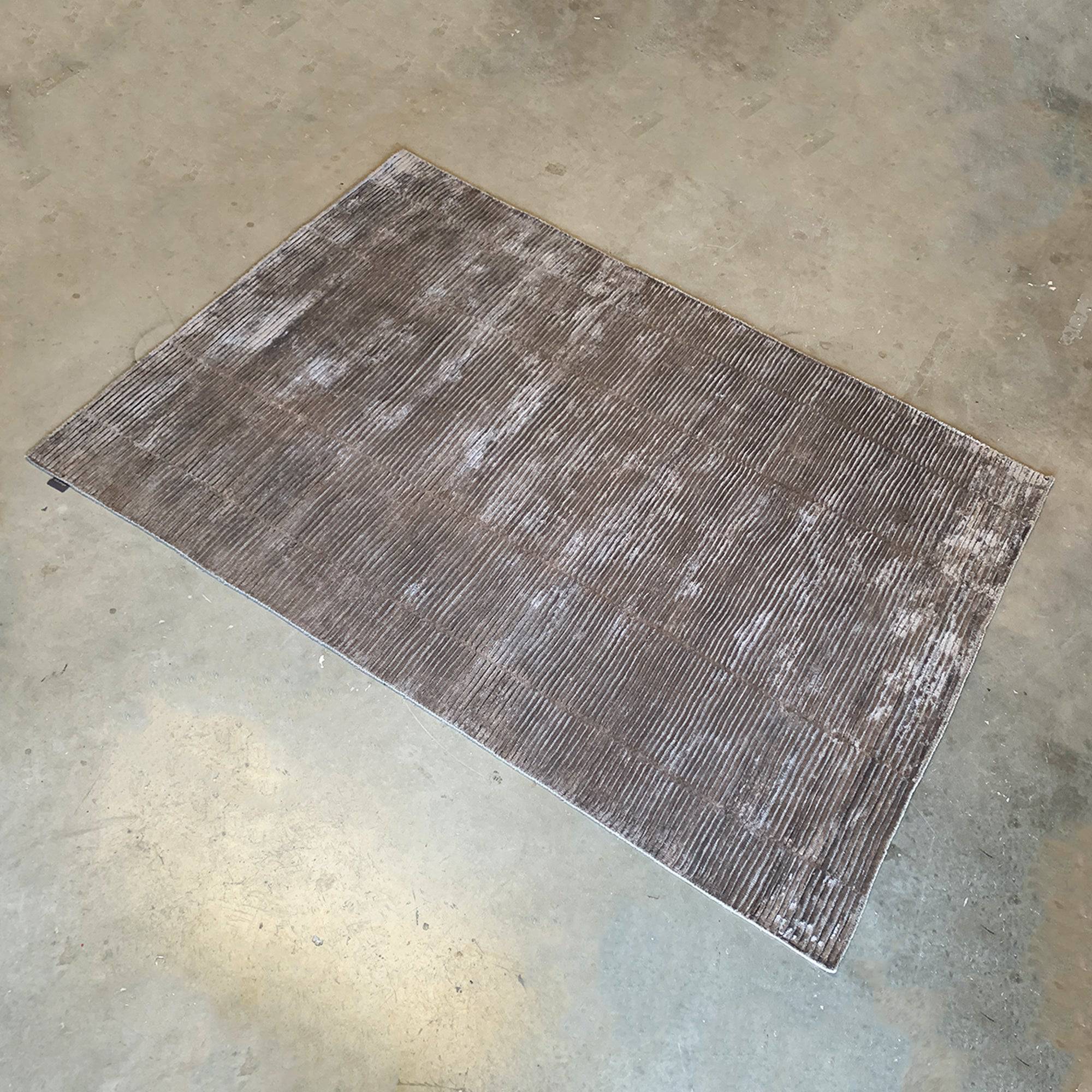 230X160 Cm Handmade Wool Rug Jh-20729-L - Rugs - ebarza Furniture UAE | Shop Modern Furniture in Abu Dhabi & Dubai - مفروشات ايبازرا في الامارات | تسوق اثاث عصري وديكورات مميزة في دبي وابوظبي