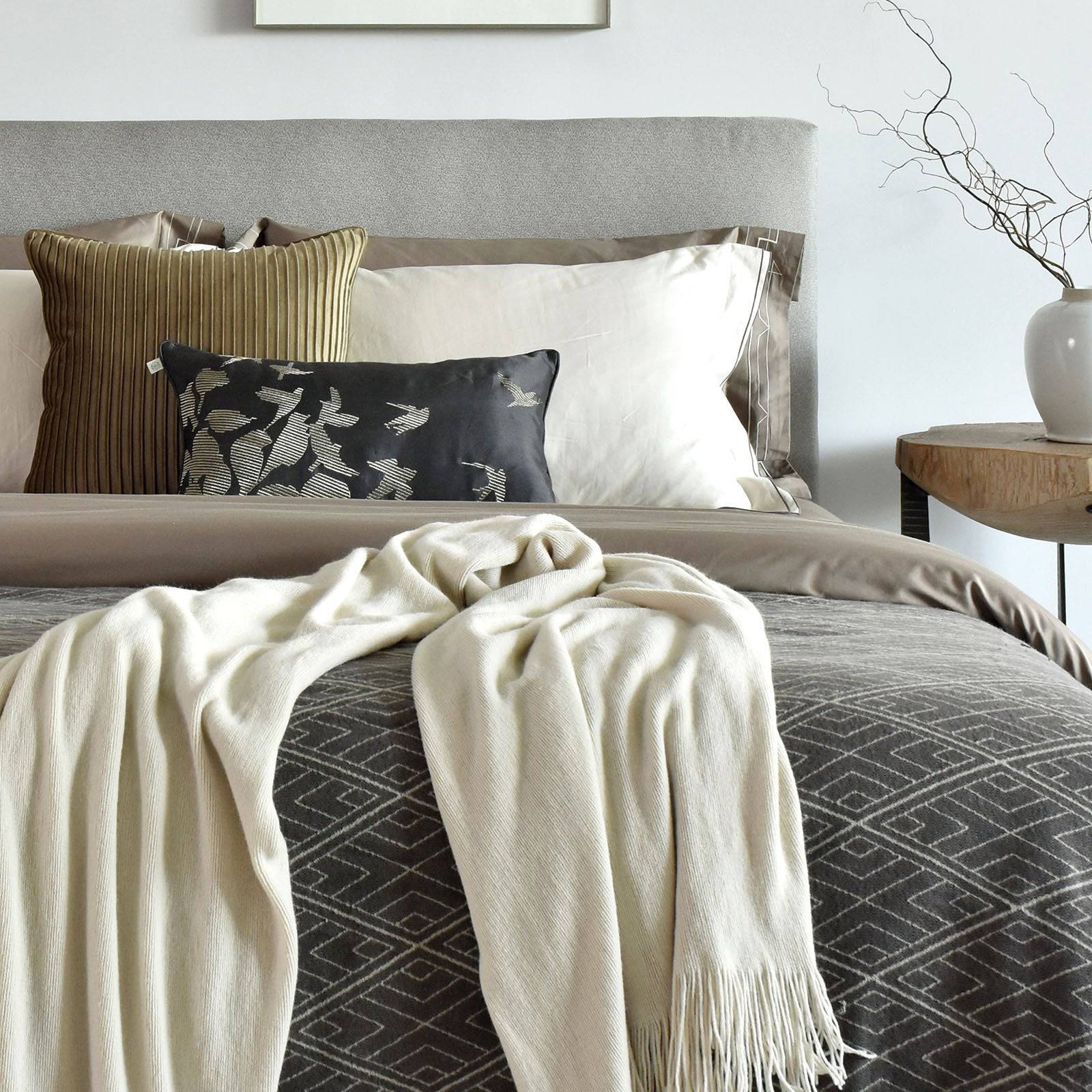 30X55 Cm Kalia Embroidered Cushion Ecc-021 - Cushions - ebarza Furniture UAE | Shop Modern Furniture in Abu Dhabi & Dubai - مفروشات ايبازرا في الامارات | تسوق اثاث عصري وديكورات مميزة في دبي وابوظبي