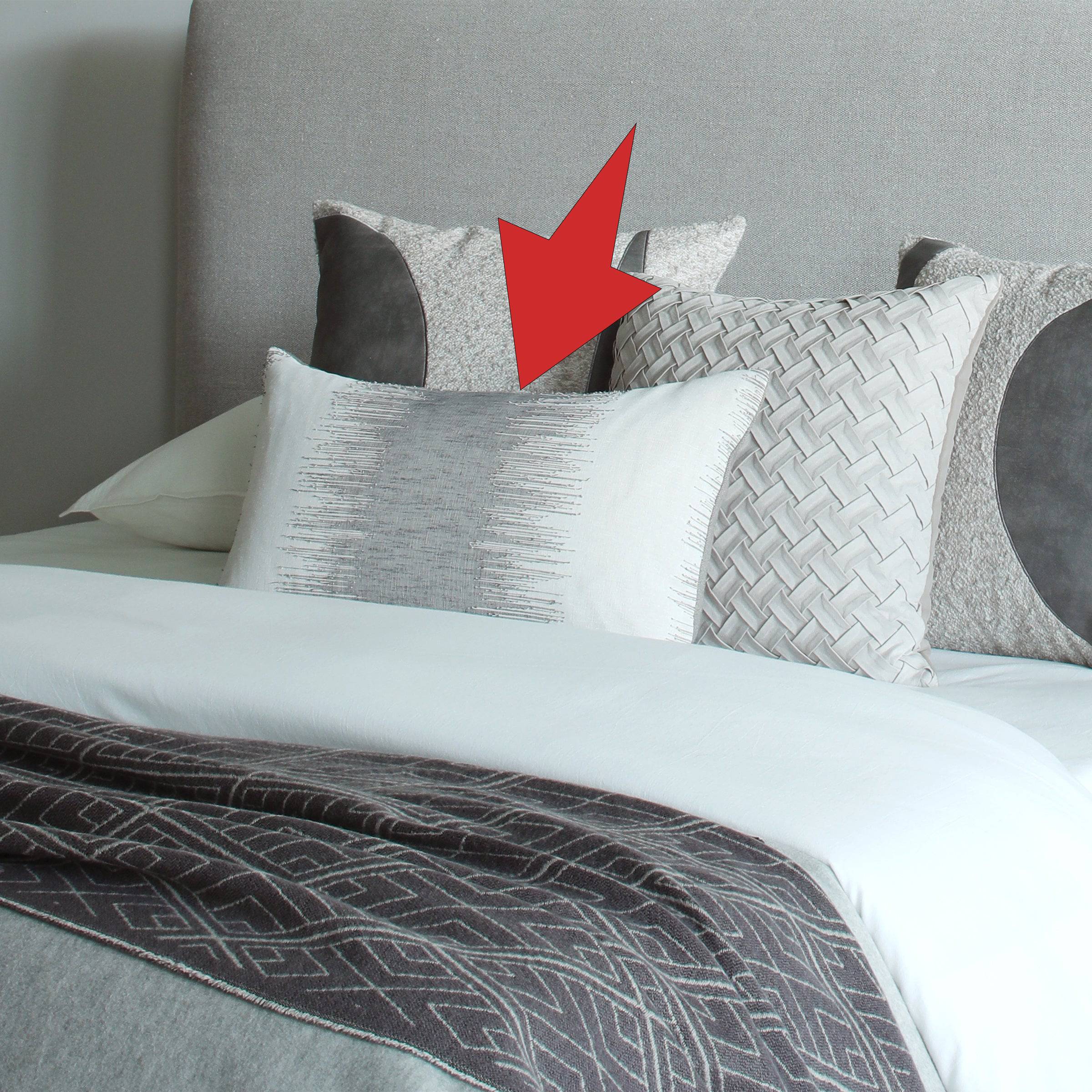 30X55 Cm Ranya Jacquard Yarn Throw Cushion Ecc042 - Cushions - ebarza Furniture UAE | Shop Modern Furniture in Abu Dhabi & Dubai - مفروشات ايبازرا في الامارات | تسوق اثاث عصري وديكورات مميزة في دبي وابوظبي