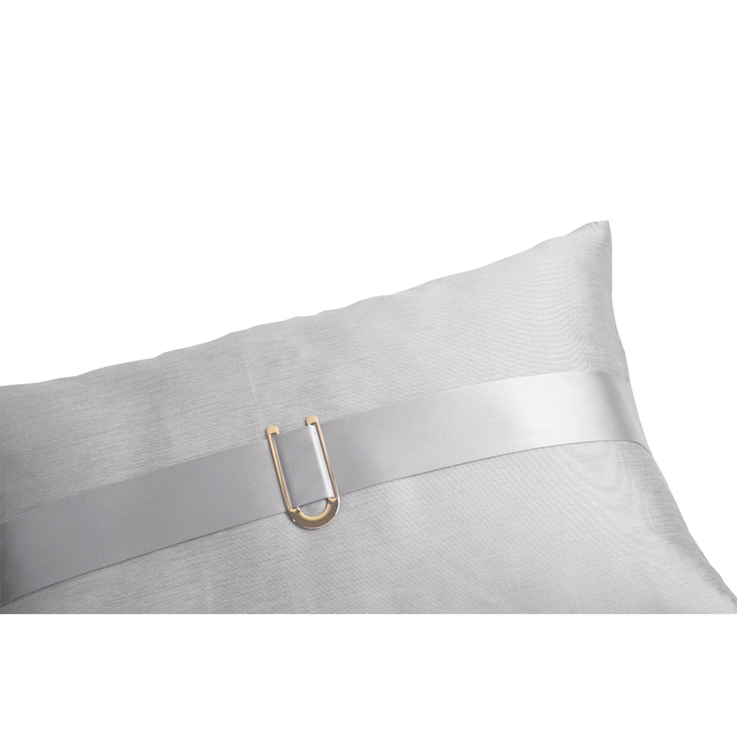 30X55 Cm U Type Ring Imitation Silk Pillow Ecc-020 - Cushions - ebarza Furniture UAE | Shop Modern Furniture in Abu Dhabi & Dubai - مفروشات ايبازرا في الامارات | تسوق اثاث عصري وديكورات مميزة في دبي وابوظبي