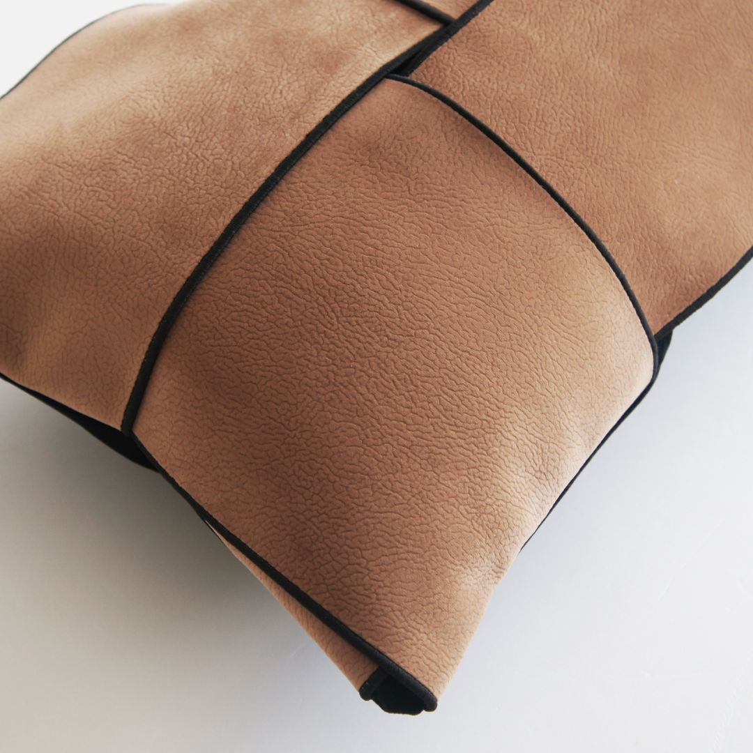 30x60cm Ebarza Yaduo Hand-Hoven Cushion ECC164 - Cushions - ebarza Furniture UAE | Shop Modern Furniture in Abu Dhabi & Dubai - مفروشات ايبازرا في الامارات | تسوق اثاث عصري وديكورات مميزة في دبي وابوظبي