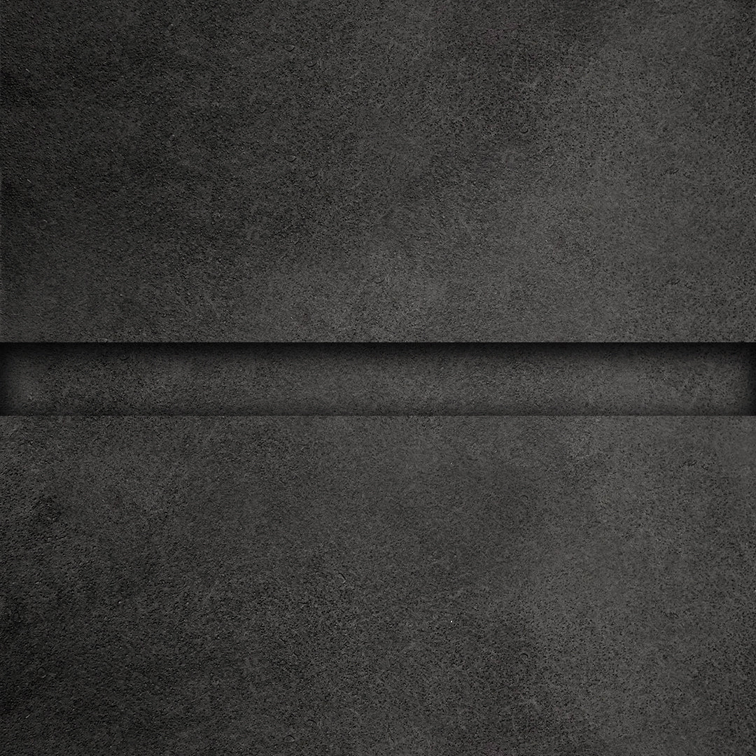 سماكة 8 مم (1.8 سم) مقطع ألومنيوم على شكل حرف U - أسود - PR0042