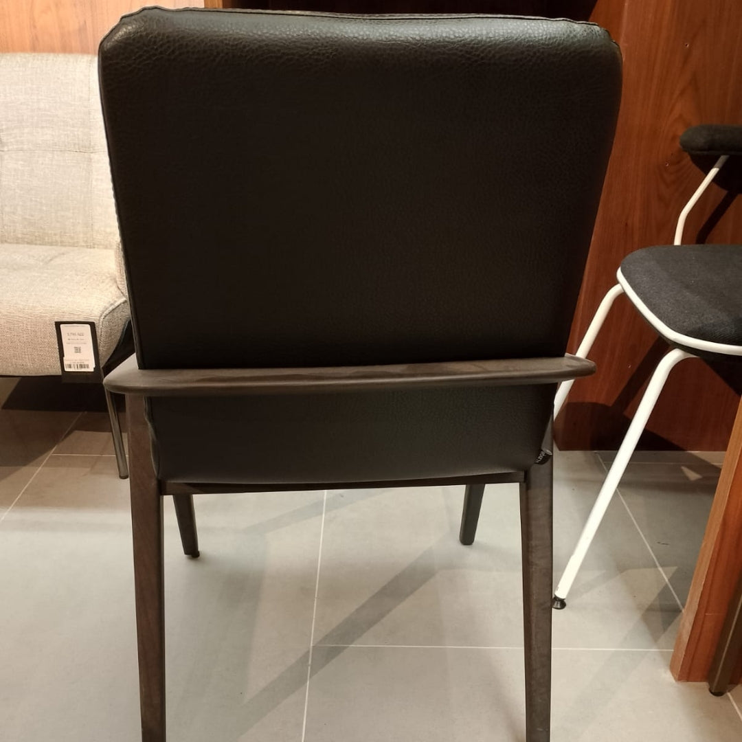 Display Item - Miranda Solid Ash Wood Chair Miranda-B-0705-YAS - DISPLAY ITEM - ebarza Furniture UAE | Shop Modern Furniture in Abu Dhabi & Dubai - مفروشات ايبازرا في الامارات | تسوق اثاث عصري وديكورات مميزة في دبي وابوظبي