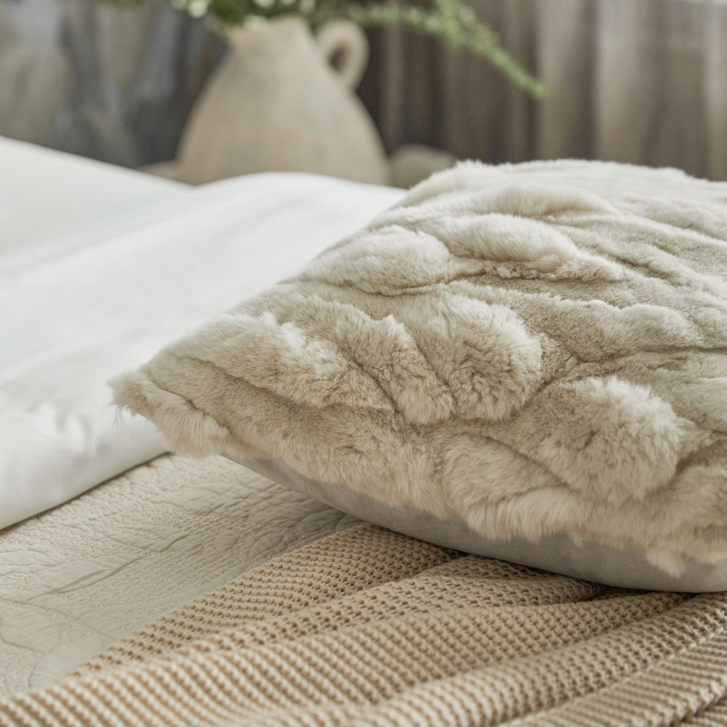 45*45 SKJG Odom Rex Rabbit Hair Cushion - ECC073 - Cushions - ebarza Furniture UAE | Shop Modern Furniture in Abu Dhabi & Dubai - مفروشات ايبازرا في الامارات | تسوق اثاث عصري وديكورات مميزة في دبي وابوظبي