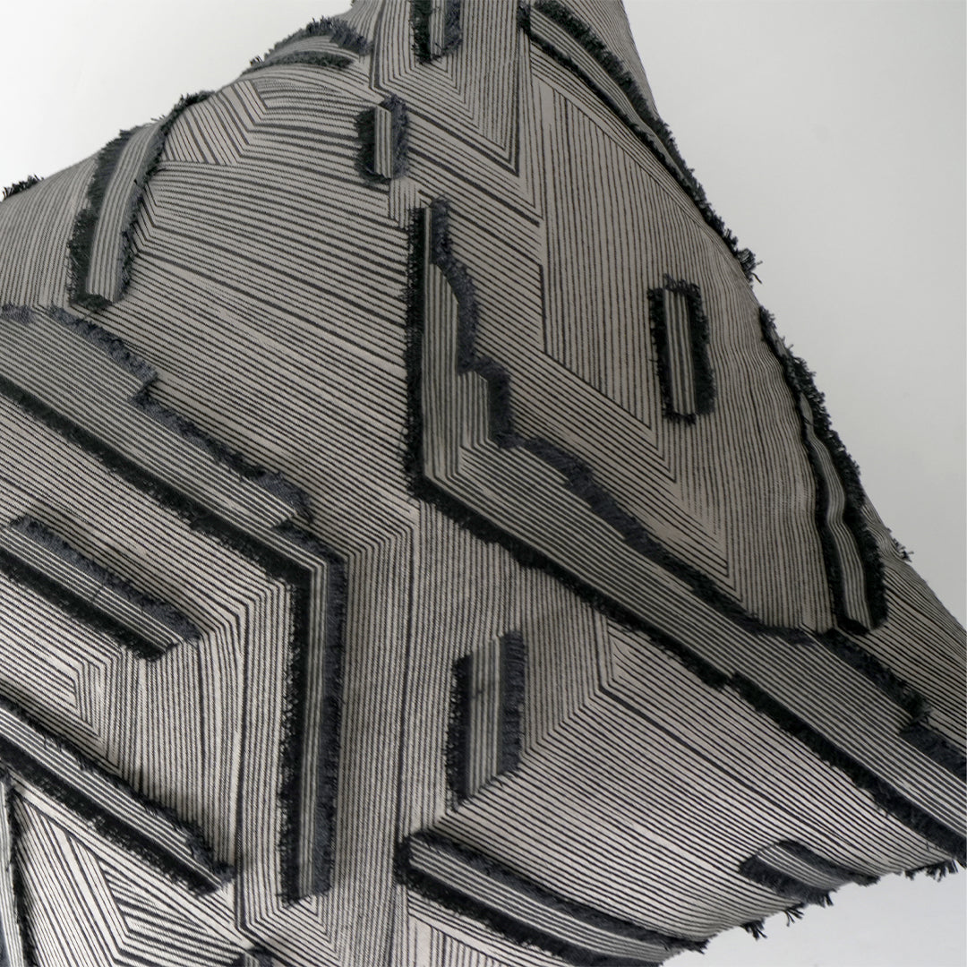 45*45cm SKJI Salter Jacquard Cushion ECC147 - Cushions - ebarza Furniture UAE | Shop Modern Furniture in Abu Dhabi & Dubai - مفروشات ايبازرا في الامارات | تسوق اثاث عصري وديكورات مميزة في دبي وابوظبي