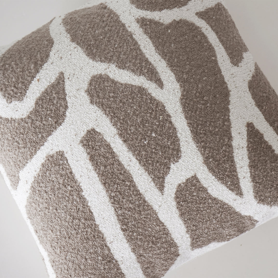 45*45cm SKJJ Gerda Jacquard Cushion ECC154 - Cushions - ebarza Furniture UAE | Shop Modern Furniture in Abu Dhabi & Dubai - مفروشات ايبازرا في الامارات | تسوق اثاث عصري وديكورات مميزة في دبي وابوظبي