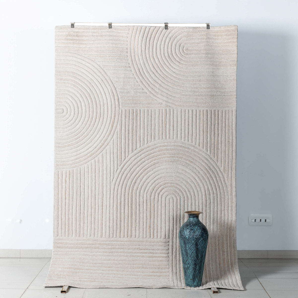 450x300 cm wool rug from Javi, model JH-22735, featuring a soft, textured surface in neutral tones.