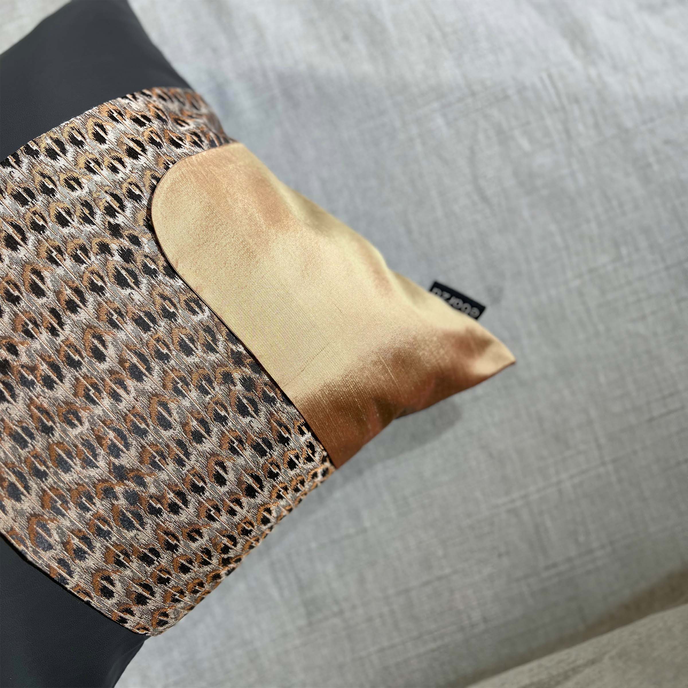 45*45 Roch Patchwork Cushion - ECC092 - Cushions - ebarza Furniture UAE | Shop Modern Furniture in Abu Dhabi & Dubai - مفروشات ايبازرا في الامارات | تسوق اثاث عصري وديكورات مميزة في دبي وابوظبي