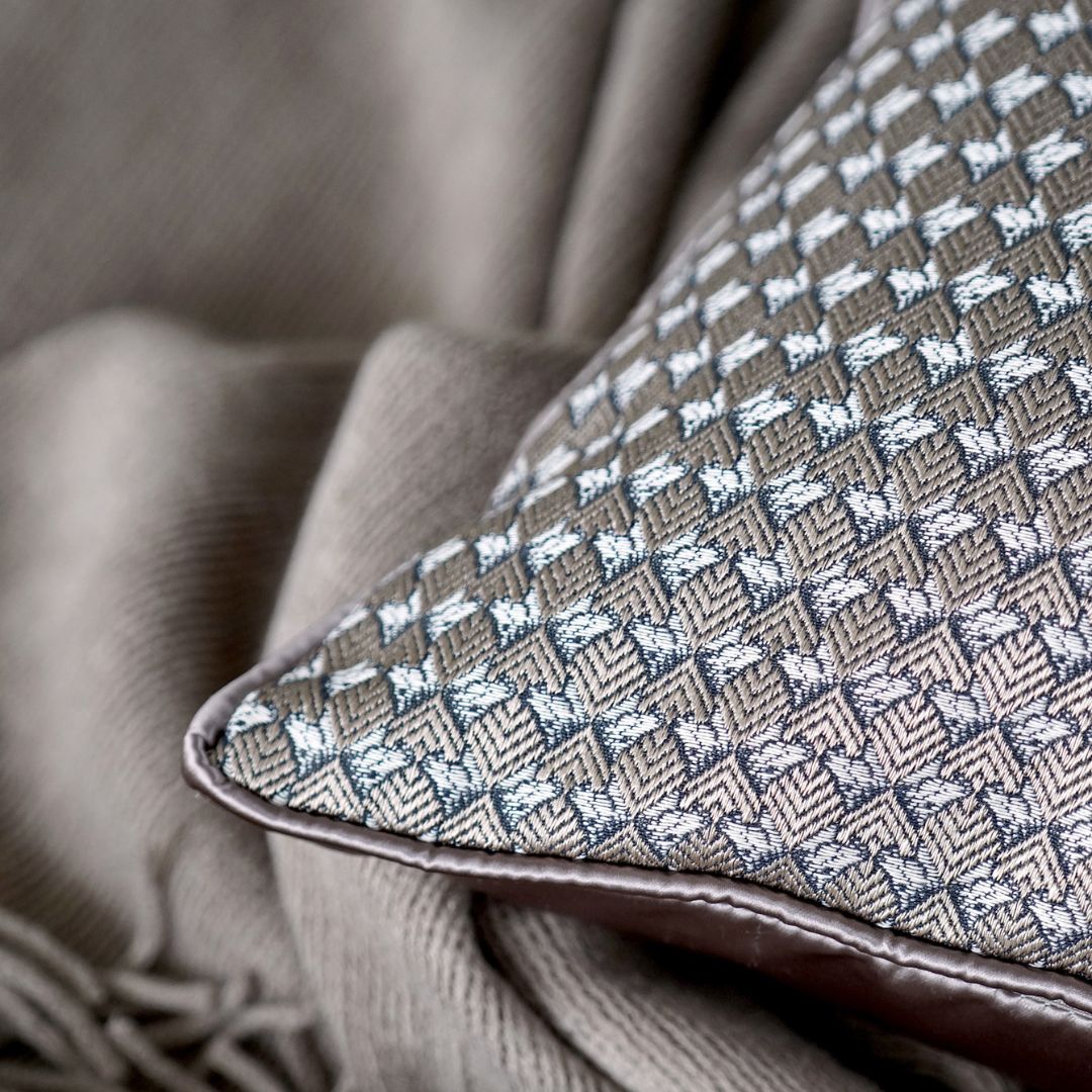 45*45cm Ebarza Whisper Jacquard Cushion ECC159