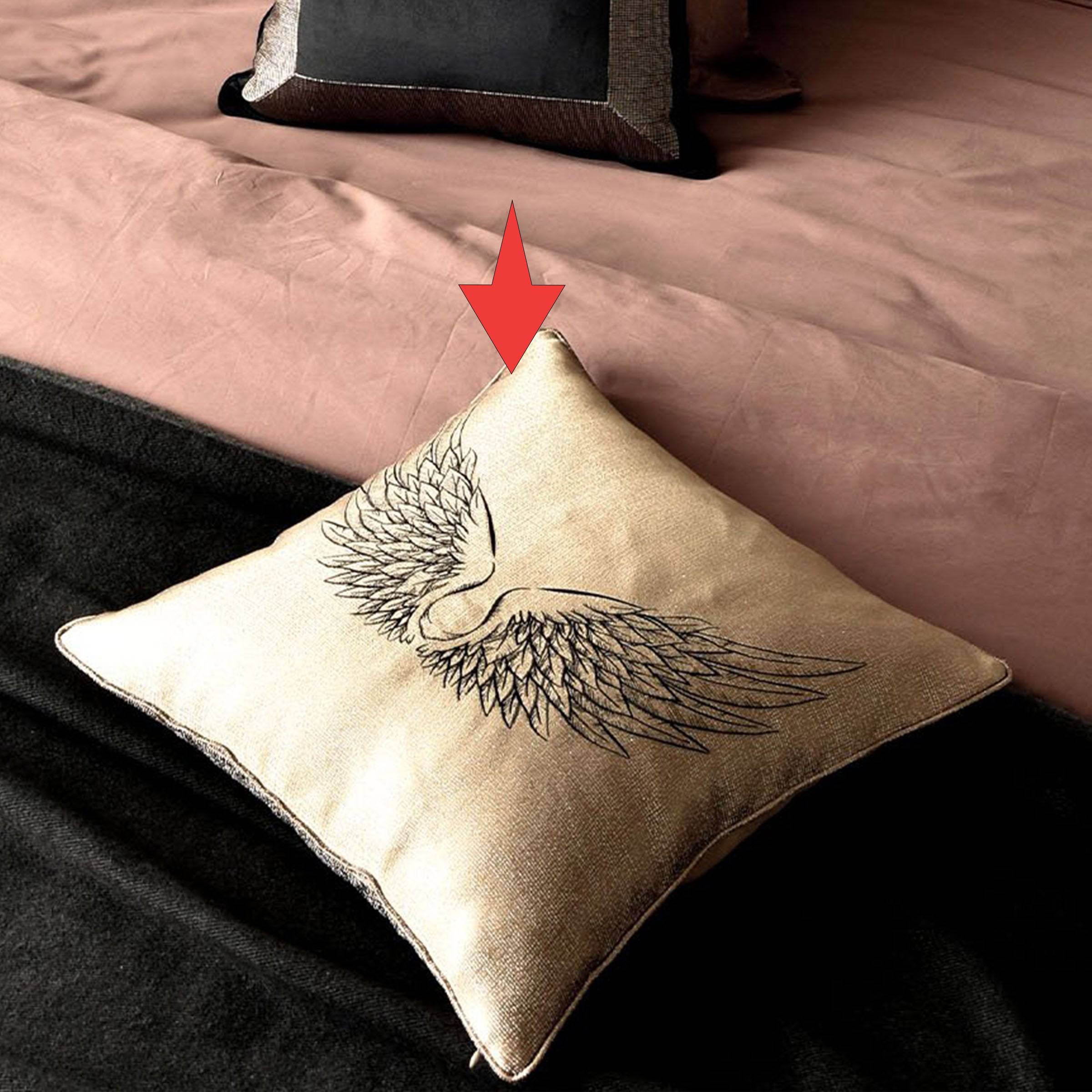 45X45 Cm Adele Embroidered Cushion Ecc-015 - Cushions - ebarza Furniture UAE | Shop Modern Furniture in Abu Dhabi & Dubai - مفروشات ايبازرا في الامارات | تسوق اثاث عصري وديكورات مميزة في دبي وابوظبي