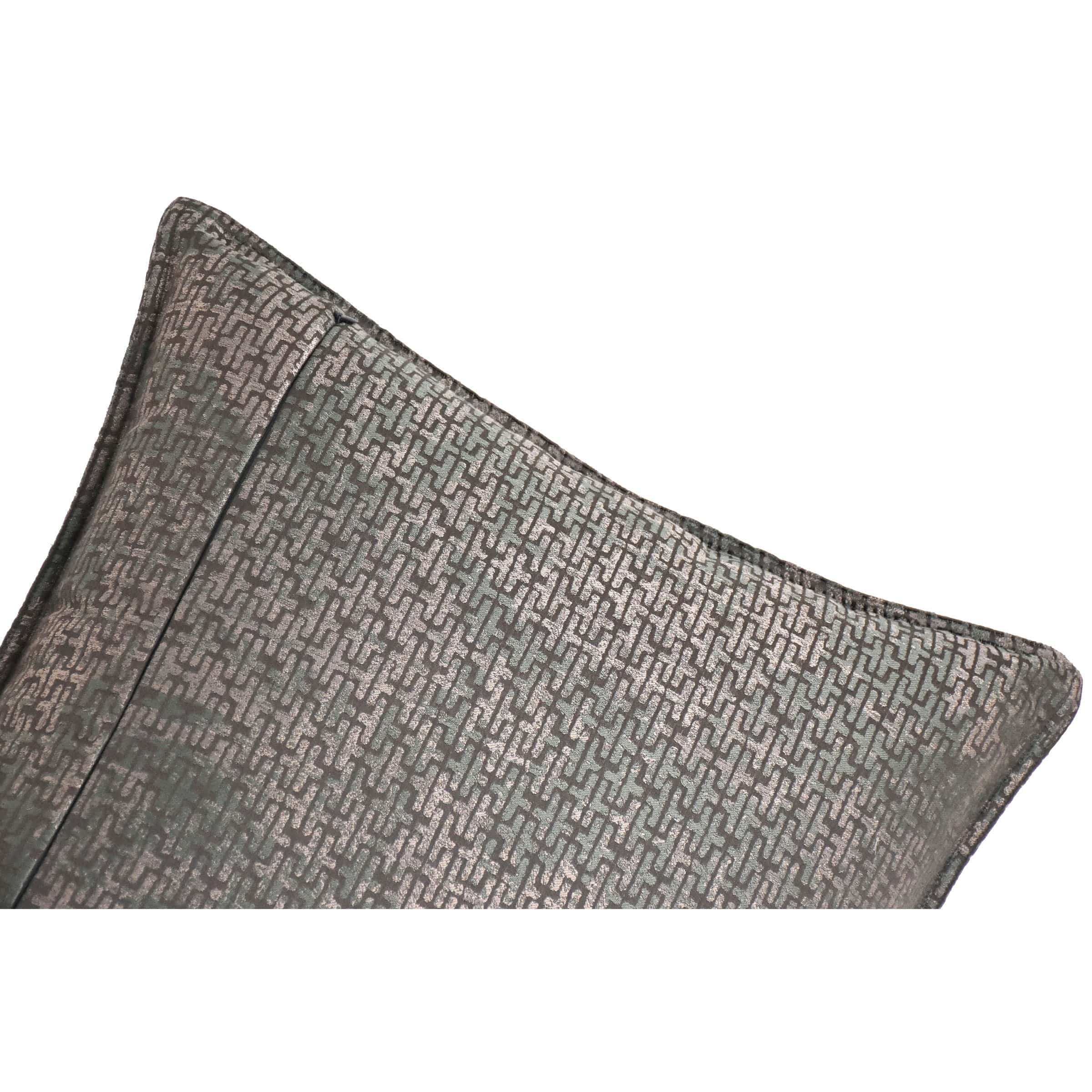 45X45 Cm Grant Jacquard Throw Cushion Ecc-007 - Cushions - ebarza Furniture UAE | Shop Modern Furniture in Abu Dhabi & Dubai - مفروشات ايبازرا في الامارات | تسوق اثاث عصري وديكورات مميزة في دبي وابوظبي