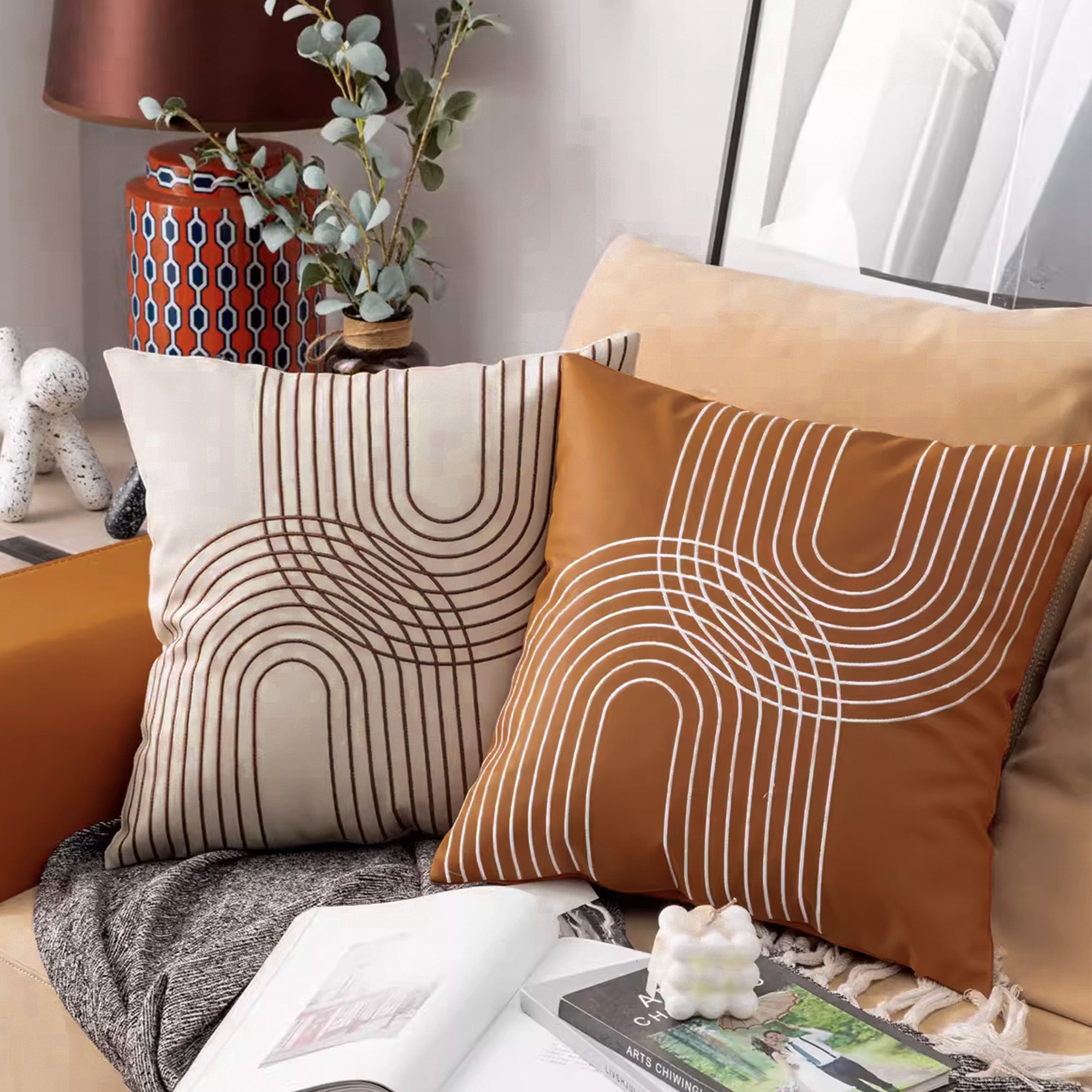 45x45 cm Type Leather Cushion KD2351U - Brwn&Beige - Cushions - ebarza Furniture UAE | Shop Modern Furniture in Abu Dhabi & Dubai - مفروشات ايبازرا في الامارات | تسوق اثاث عصري وديكورات مميزة في دبي وابوظبي