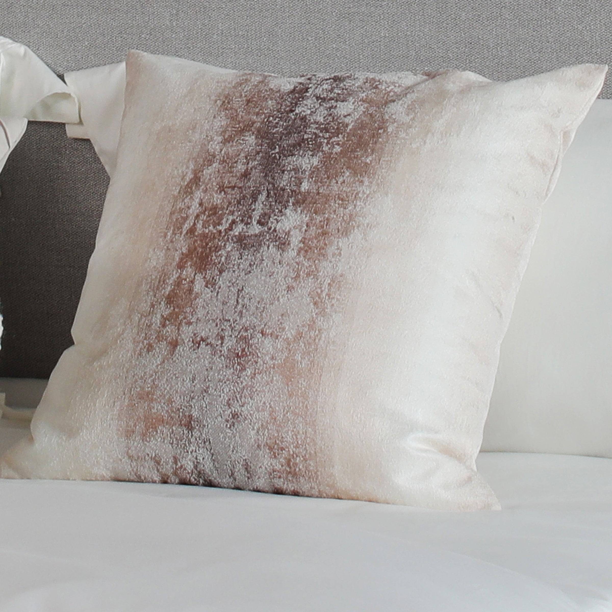 45X45 Cm Wortham Jacquard Throw Cushion Cover Ecc053 - Cushions - ebarza Furniture UAE | Shop Modern Furniture in Abu Dhabi & Dubai - مفروشات ايبازرا في الامارات | تسوق اثاث عصري وديكورات مميزة في دبي وابوظبي