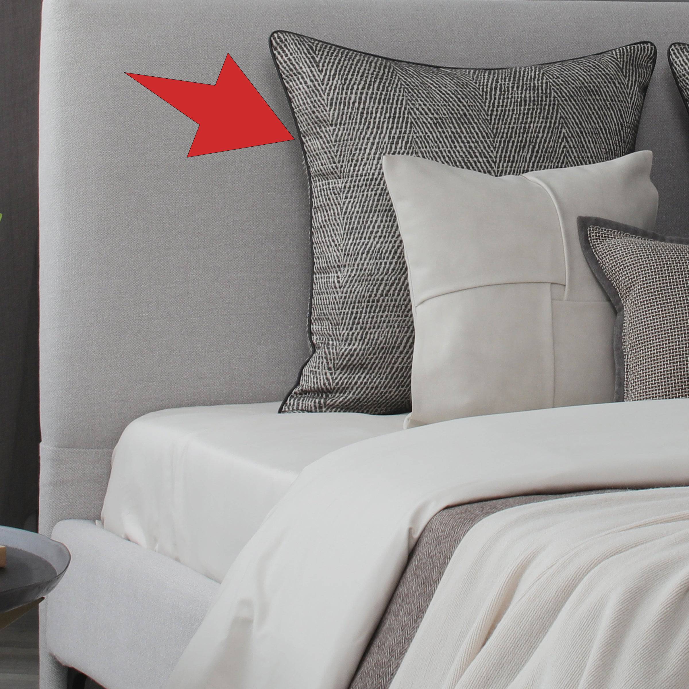 60X60 Cm Human Pattern Jacquard Cushion Ecc039 - Cushions - ebarza Furniture UAE | Shop Modern Furniture in Abu Dhabi & Dubai - مفروشات ايبازرا في الامارات | تسوق اثاث عصري وديكورات مميزة في دبي وابوظبي