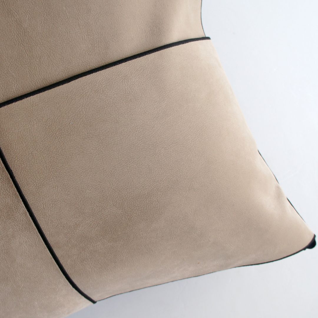 60x60Cm Ebarza Yaduo Hand-Woven Cushion ECC166 - Cushions - ebarza Furniture UAE | Shop Modern Furniture in Abu Dhabi & Dubai - مفروشات ايبازرا في الامارات | تسوق اثاث عصري وديكورات مميزة في دبي وابوظبي