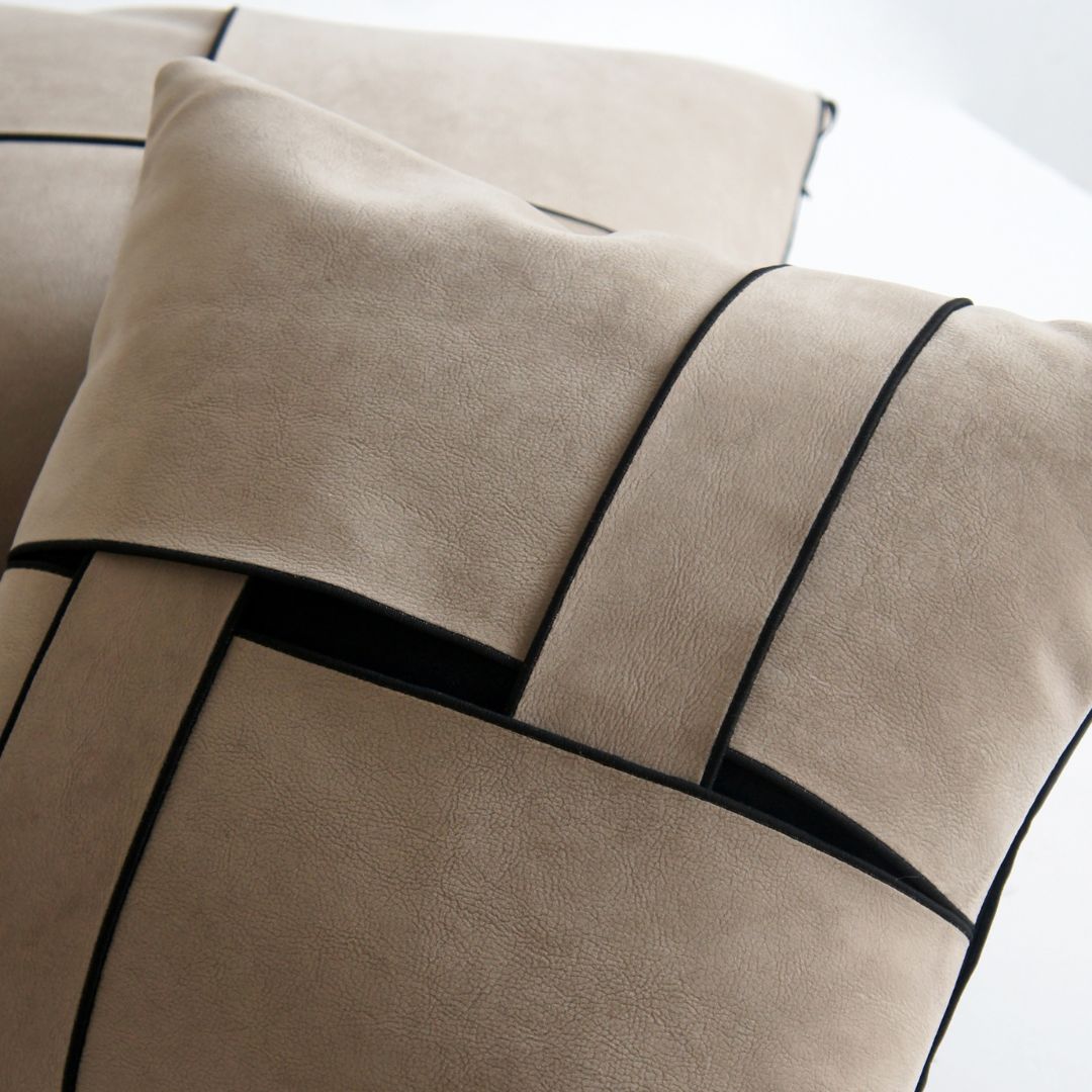 60x60Cm Ebarza Yaduo Hand-Woven Cushion ECC166 - Cushions - ebarza Furniture UAE | Shop Modern Furniture in Abu Dhabi & Dubai - مفروشات ايبازرا في الامارات | تسوق اثاث عصري وديكورات مميزة في دبي وابوظبي