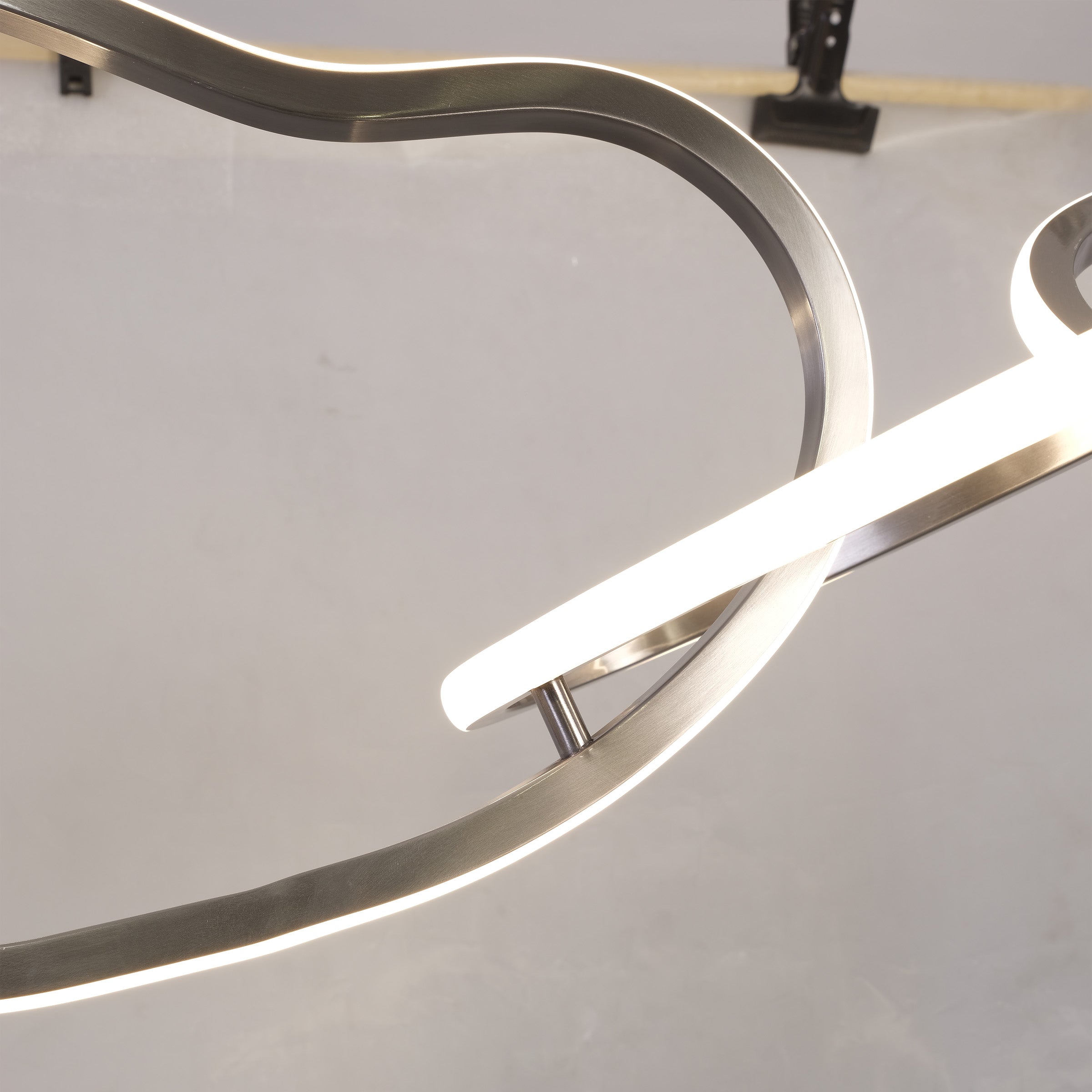 6x Eclipse Pendant lamp CY-DD-1055 - Pendant Lamps - ebarza Furniture UAE | Shop Modern Furniture in Abu Dhabi & Dubai - مفروشات ايبازرا في الامارات | تسوق اثاث عصري وديكورات مميزة في دبي وابوظبي