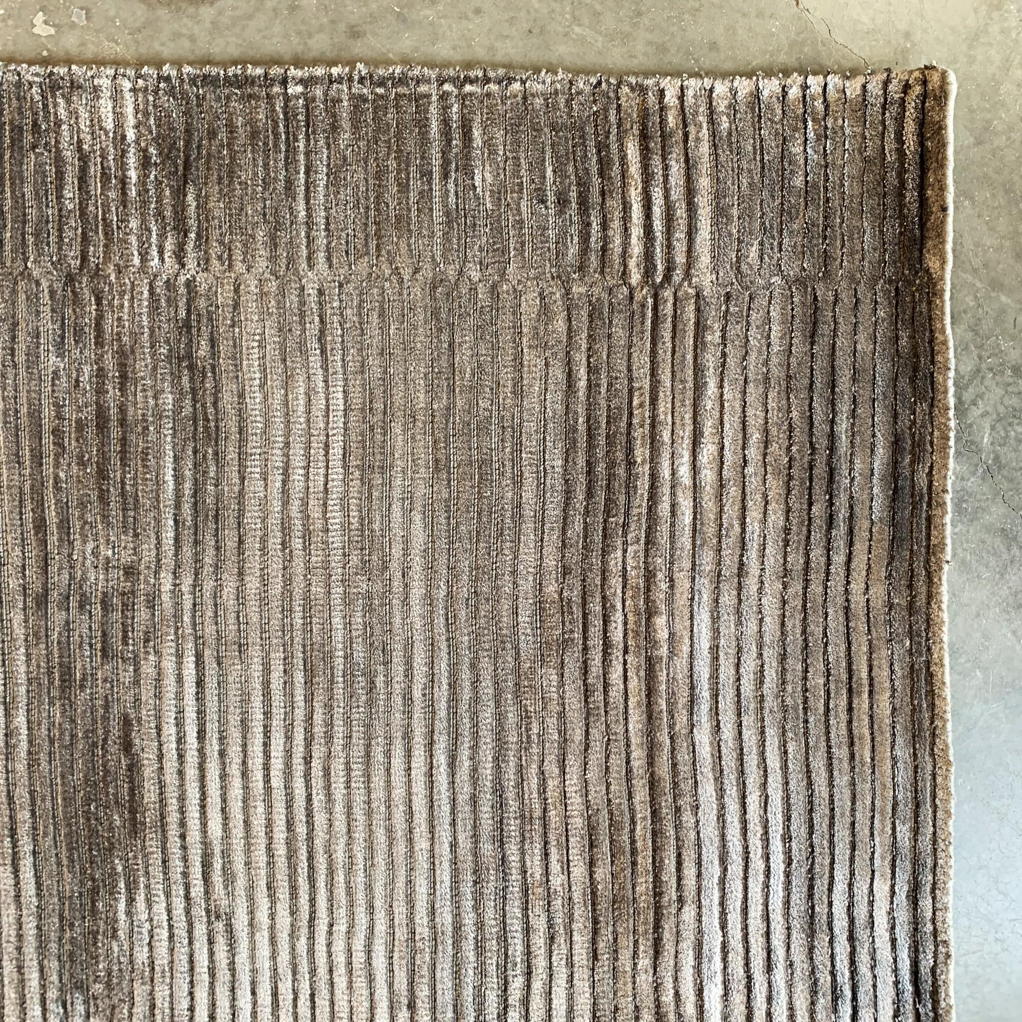 90X300 Cm Handmade Wool Rug Jh-20729-Long - Rugs - ebarza Furniture UAE | Shop Modern Furniture in Abu Dhabi & Dubai - مفروشات ايبازرا في الامارات | تسوق اثاث عصري وديكورات مميزة في دبي وابوظبي