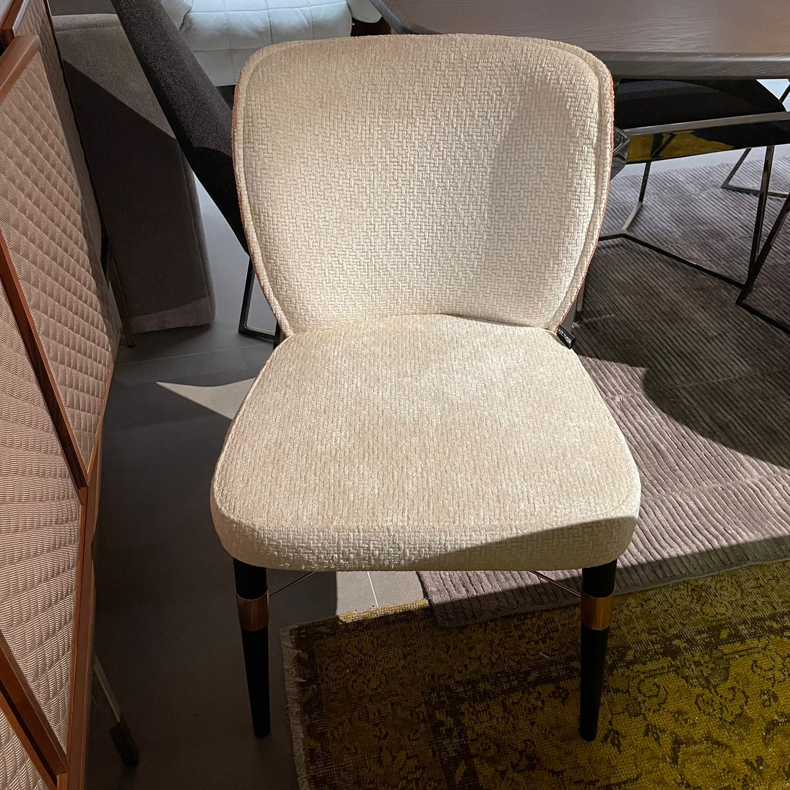 Display Item - Dali Chair Beige Dali-W - YAS - DISPLAY ITEM - ebarza Furniture UAE | Shop Modern Furniture in Abu Dhabi & Dubai - مفروشات ايبازرا في الامارات | تسوق اثاث عصري وديكورات مميزة في دبي وابوظبي