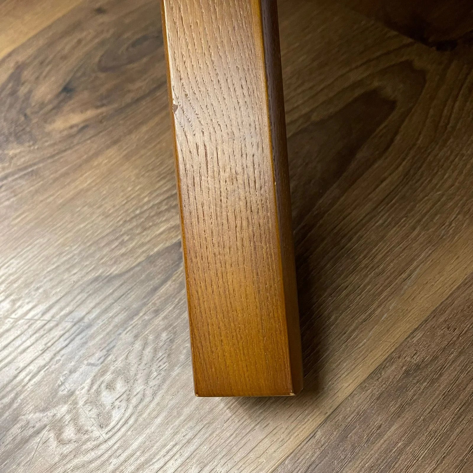 Display Item - Biel Lounge Chair Lc031W - YAS - DISPLAY ITEM - ebarza Furniture UAE | Shop Modern Furniture in Abu Dhabi & Dubai - مفروشات ايبازرا في الامارات | تسوق اثاث عصري وديكورات مميزة في دبي وابوظبي