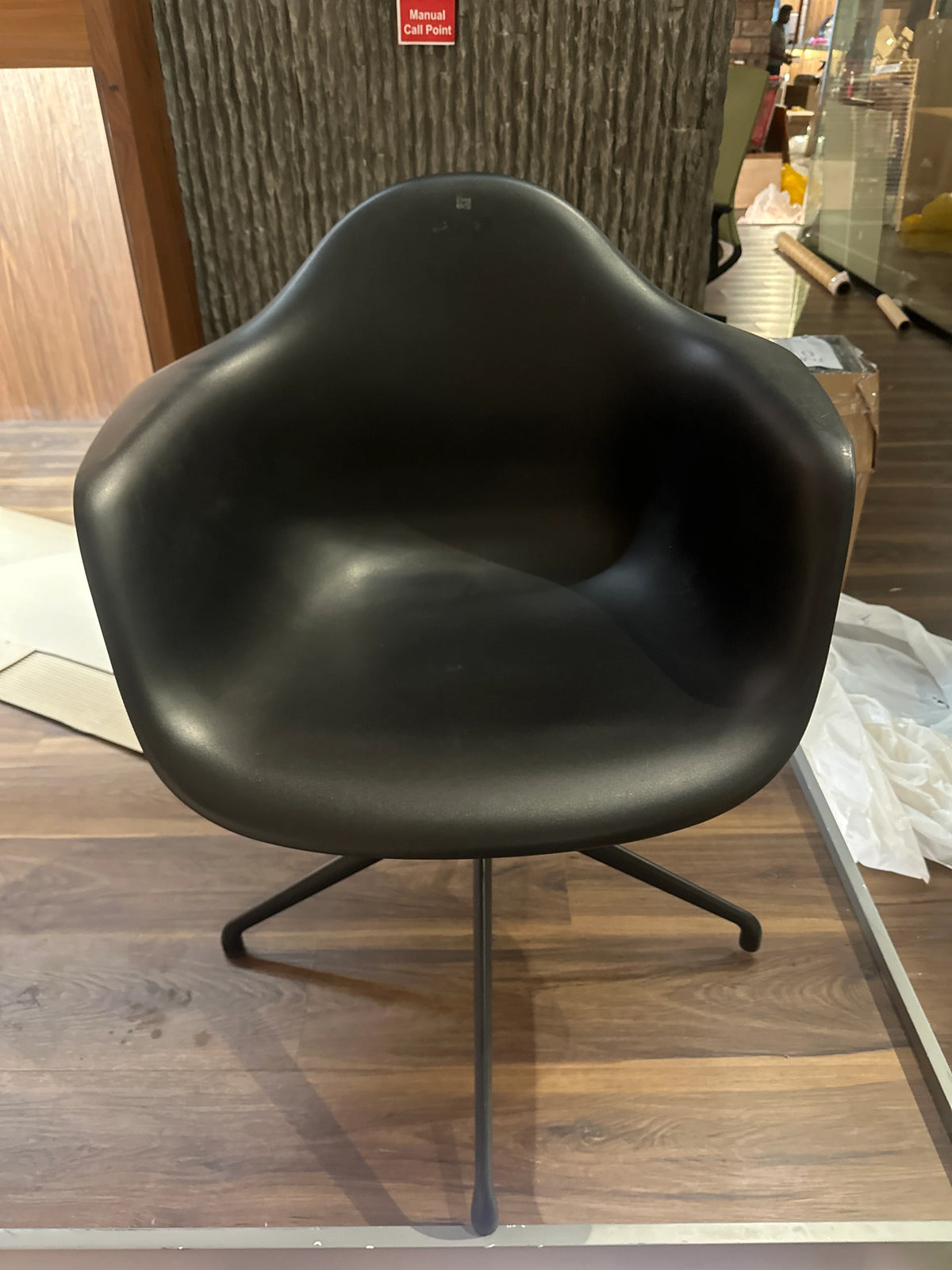 Display image of a RUDI Classic Chair PC-125E with seat, showcasing a modern ergonomic design in a neutral setting.