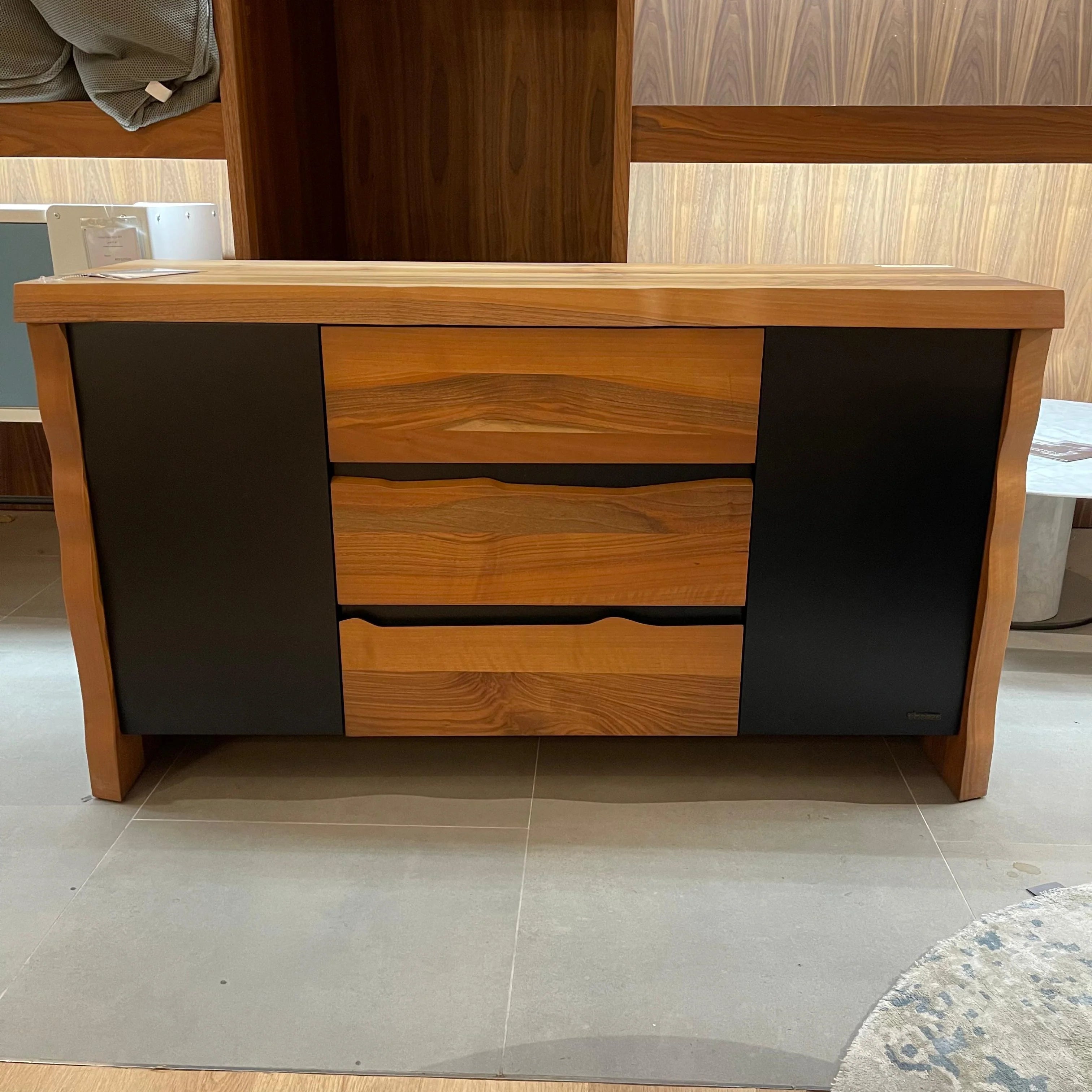 Display Item - Monaco Dresser+Mirror Nat001-Dresser -YAS - DISPLAY ITEM - ebarza Furniture UAE | Shop Modern Furniture in Abu Dhabi & Dubai - مفروشات ايبازرا في الامارات | تسوق اثاث عصري وديكورات مميزة في دبي وابوظبي