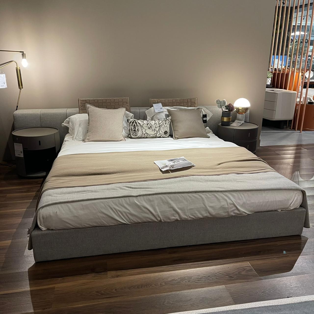 Display Item - Monte King Size Bed B007 -YAS - DISPLAY ITEM - ebarza Furniture UAE | Shop Modern Furniture in Abu Dhabi & Dubai - مفروشات ايبازرا في الامارات | تسوق اثاث عصري وديكورات مميزة في دبي وابوظبي