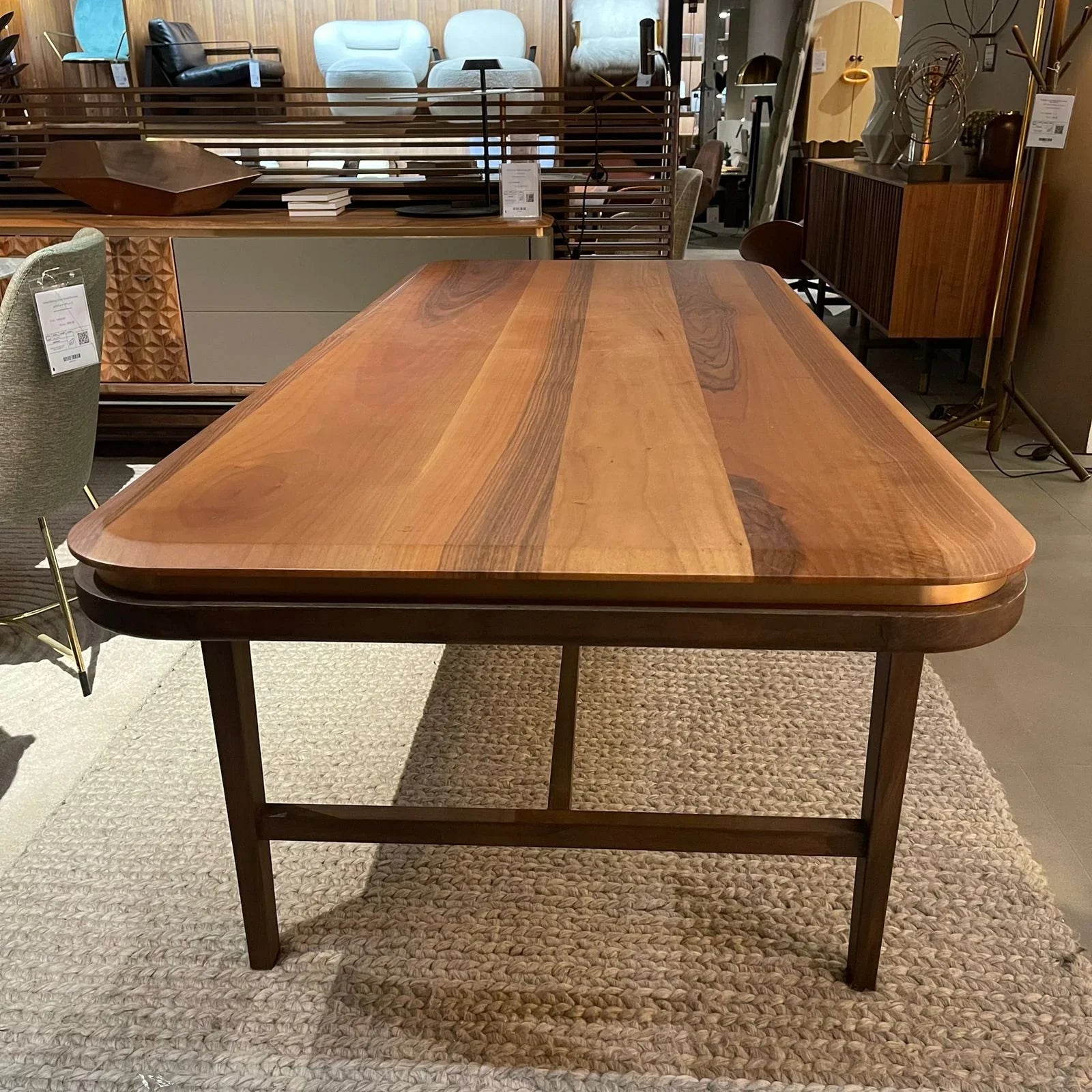 Display Item - Zen Dining Table Zentable001 -YAS - DISPLAY ITEM - ebarza Furniture UAE | Shop Modern Furniture in Abu Dhabi & Dubai - مفروشات ايبازرا في الامارات | تسوق اثاث عصري وديكورات مميزة في دبي وابوظبي