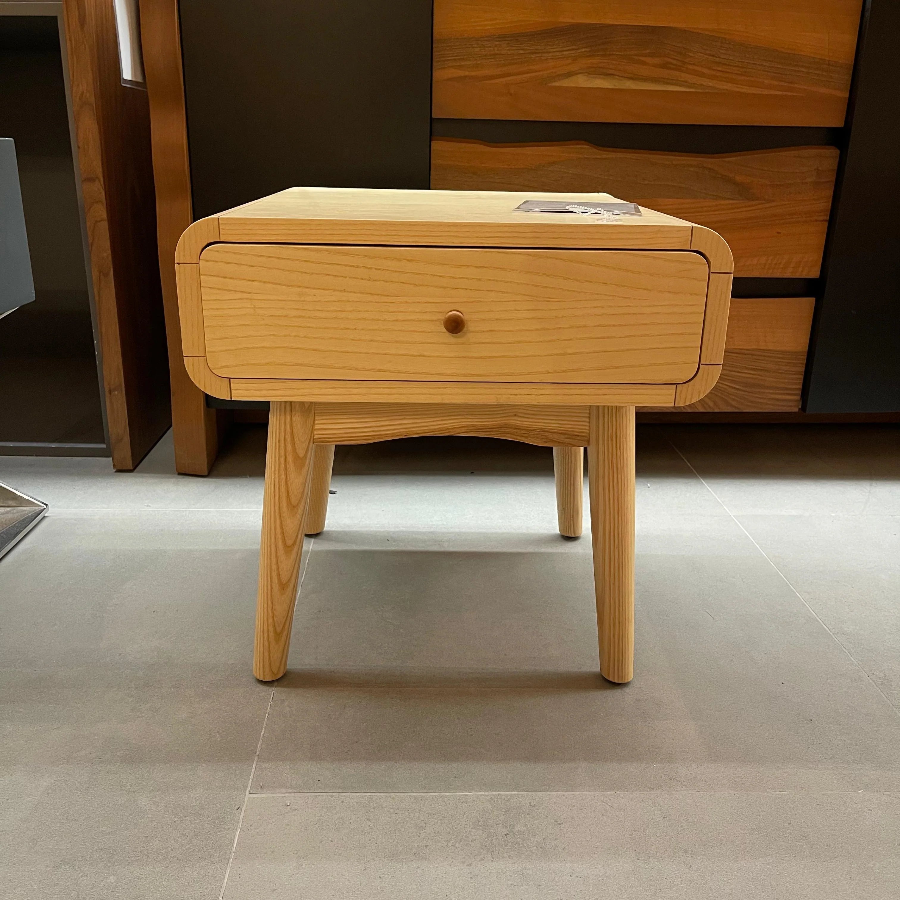 Display item - Retro Side Table Smg17306-N -YAS - DISPLAY ITEM - ebarza Furniture UAE | Shop Modern Furniture in Abu Dhabi & Dubai - مفروشات ايبازرا في الامارات | تسوق اثاث عصري وديكورات مميزة في دبي وابوظبي