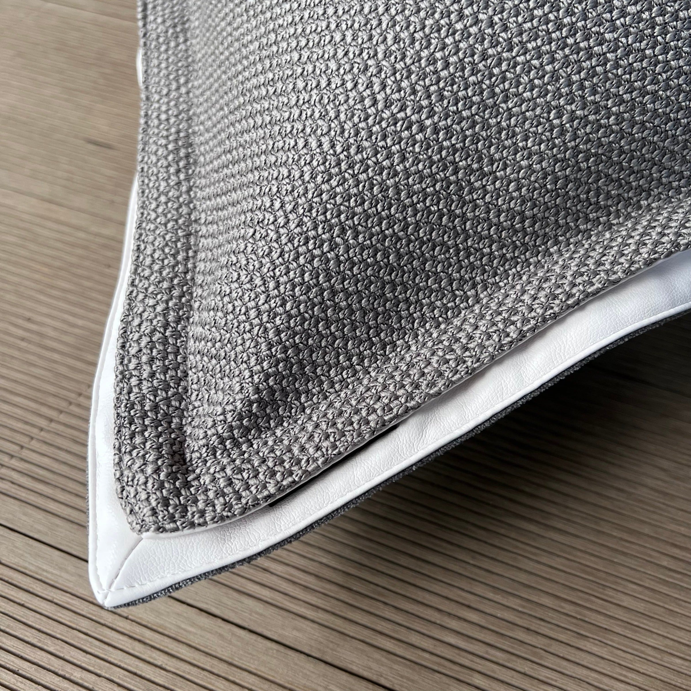 60*60 SKJG Badri Double Edge Cushion - ECC112 - Cushions - ebarza Furniture UAE | Shop Modern Furniture in Abu Dhabi & Dubai - مفروشات ايبازرا في الامارات | تسوق اثاث عصري وديكورات مميزة في دبي وابوظبي