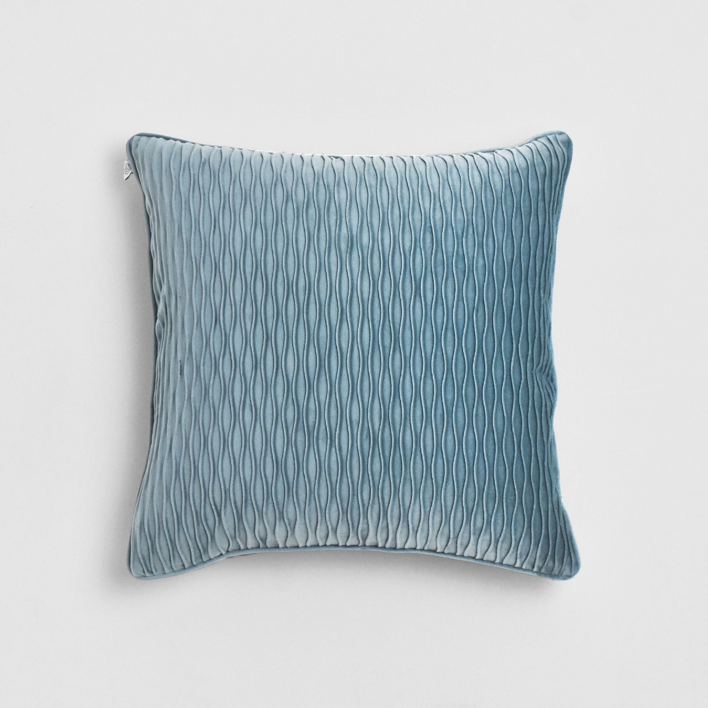 45*45 Oval Flannel Throw Pillow - ECC118 - Cushions - ebarza Furniture UAE | Shop Modern Furniture in Abu Dhabi & Dubai - مفروشات ايبازرا في الامارات | تسوق اثاث عصري وديكورات مميزة في دبي وابوظبي