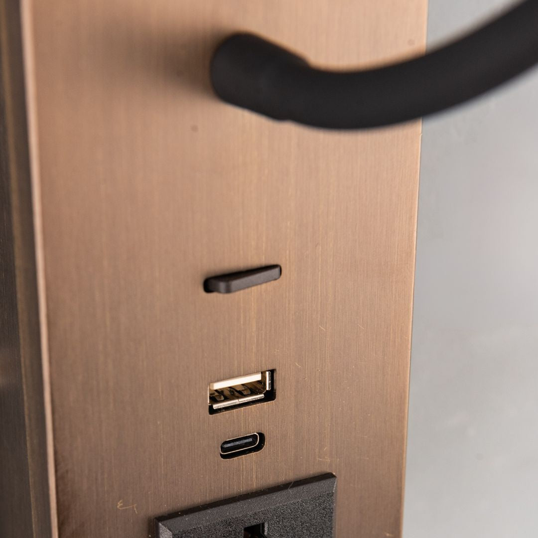 Flexo Hotel Style Headboard/ Wall Reading Lamp Flexo-Ez-WL-28AB - Wall Lamps - ebarza Furniture UAE | Shop Modern Furniture in Abu Dhabi & Dubai - مفروشات ايبازرا في الامارات | تسوق اثاث عصري وديكورات مميزة في دبي وابوظبي