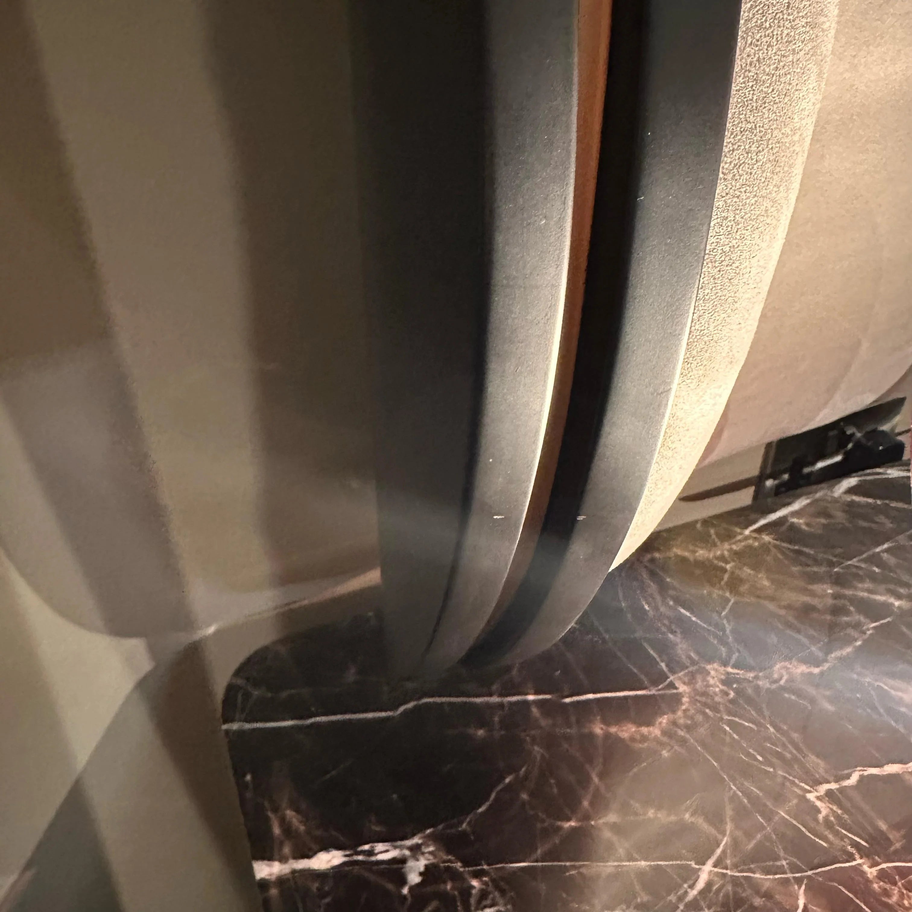 AS IS - Tulip King Size Bedstead KARTLP001-Black - DISPLAY ITEM - ebarza Furniture UAE | Shop Modern Furniture in Abu Dhabi & Dubai - مفروشات ايبازرا في الامارات | تسوق اثاث عصري وديكورات مميزة في دبي وابوظبي