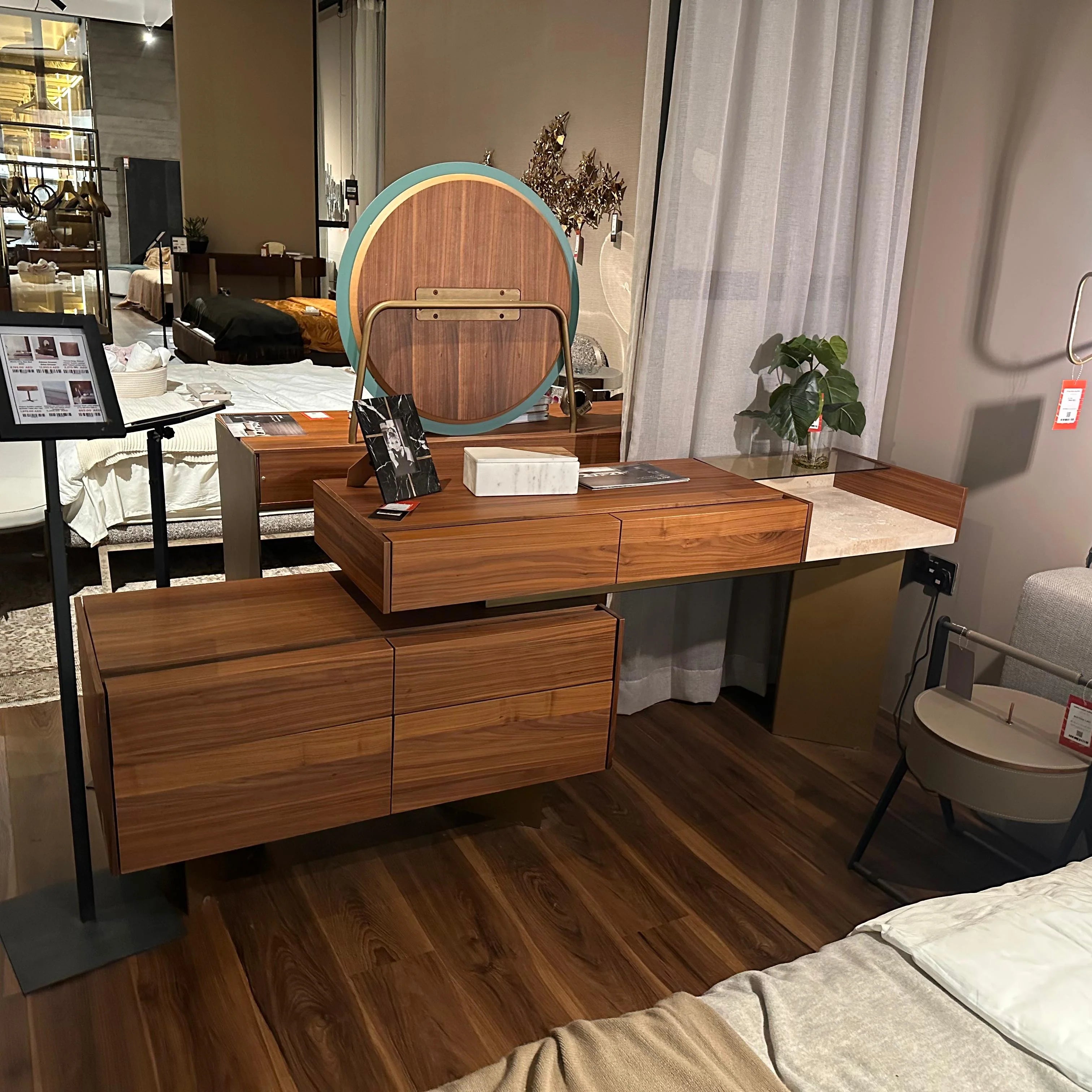 Disply item - Edessa Dresser Edsa-Dresser - DISPLAY ITEM - ebarza Furniture UAE | Shop Modern Furniture in Abu Dhabi & Dubai - مفروشات ايبازرا في الامارات | تسوق اثاث عصري وديكورات مميزة في دبي وابوظبي