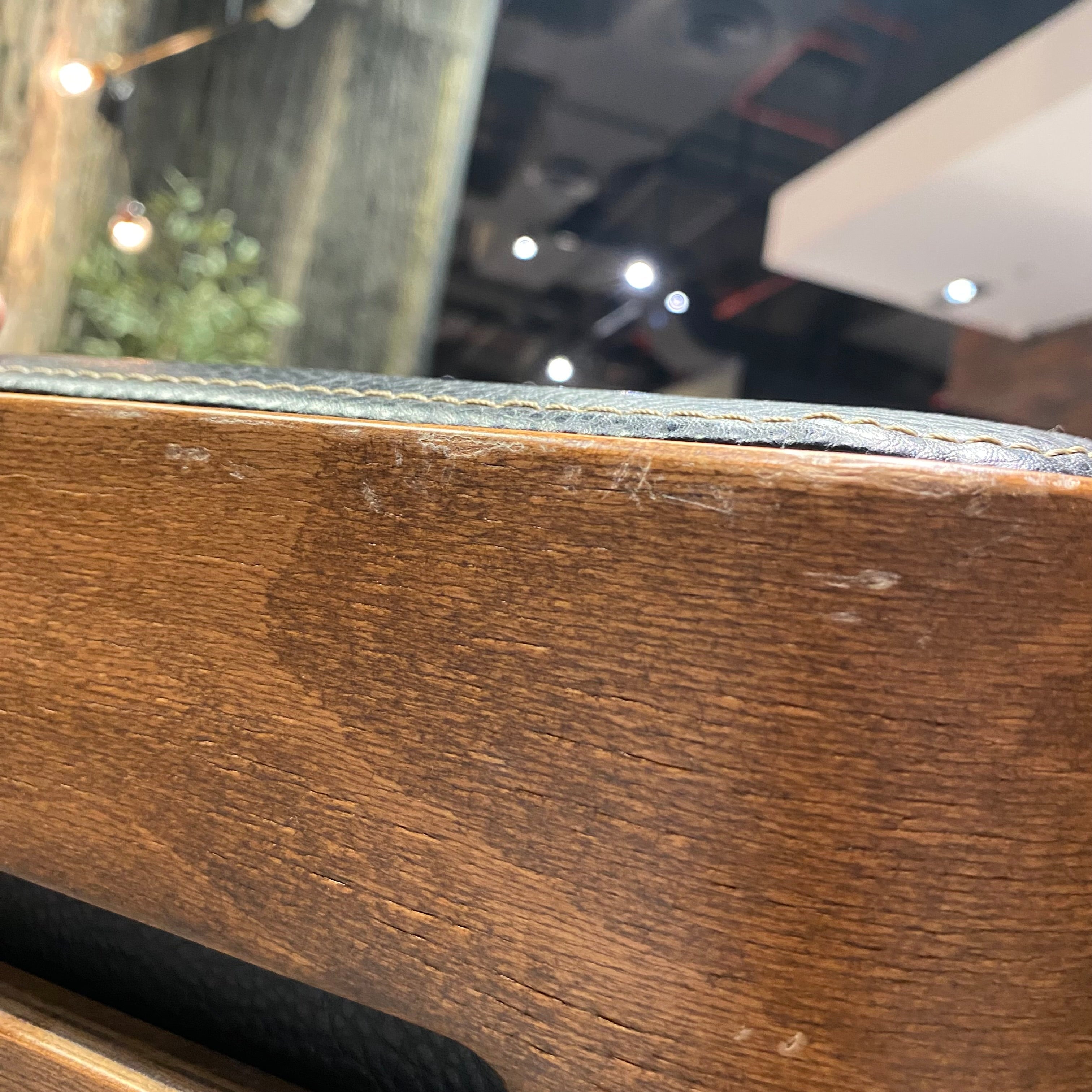 Display item - Wings Chair Wing-001-WNakheel - DISPLAY ITEM - ebarza Furniture UAE | Shop Modern Furniture in Abu Dhabi & Dubai - مفروشات ايبازرا في الامارات | تسوق اثاث عصري وديكورات مميزة في دبي وابوظبي