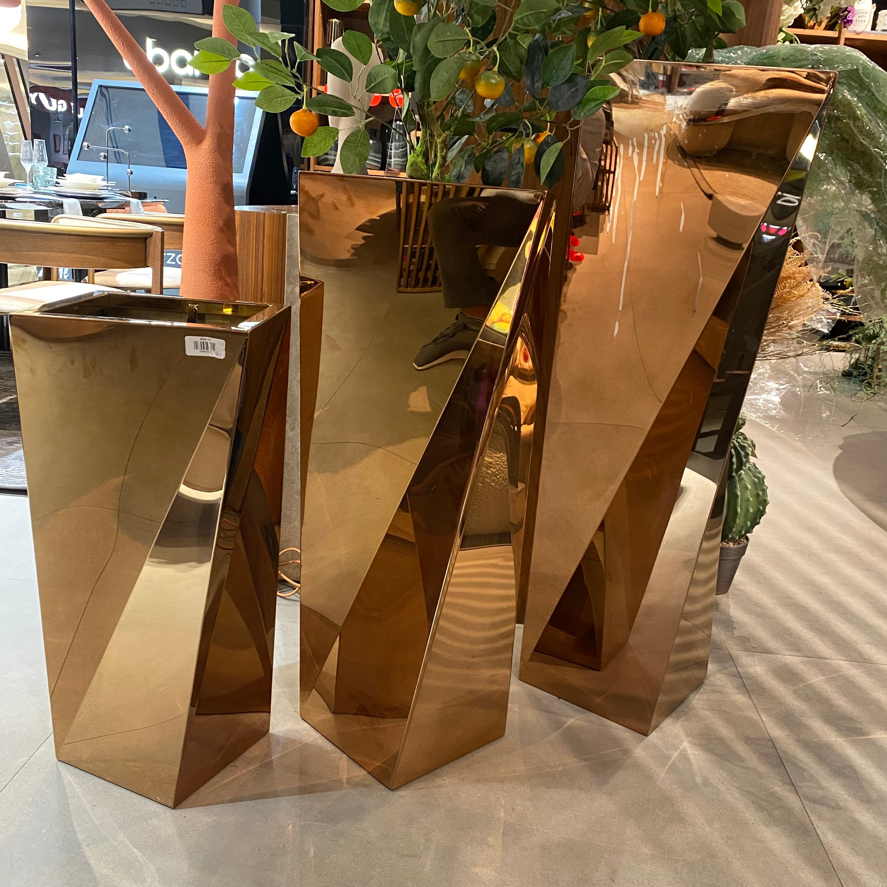 Display Item - Set Of 3 Large Stainless Steel Planter Box Jks090-91-92 Tg-P02-Rg-Nakheel - DISPLAY ITEM - ebarza Furniture UAE | Shop Modern Furniture in Abu Dhabi & Dubai - مفروشات ايبازرا في الامارات | تسوق اثاث عصري وديكورات مميزة في دبي وابوظبي