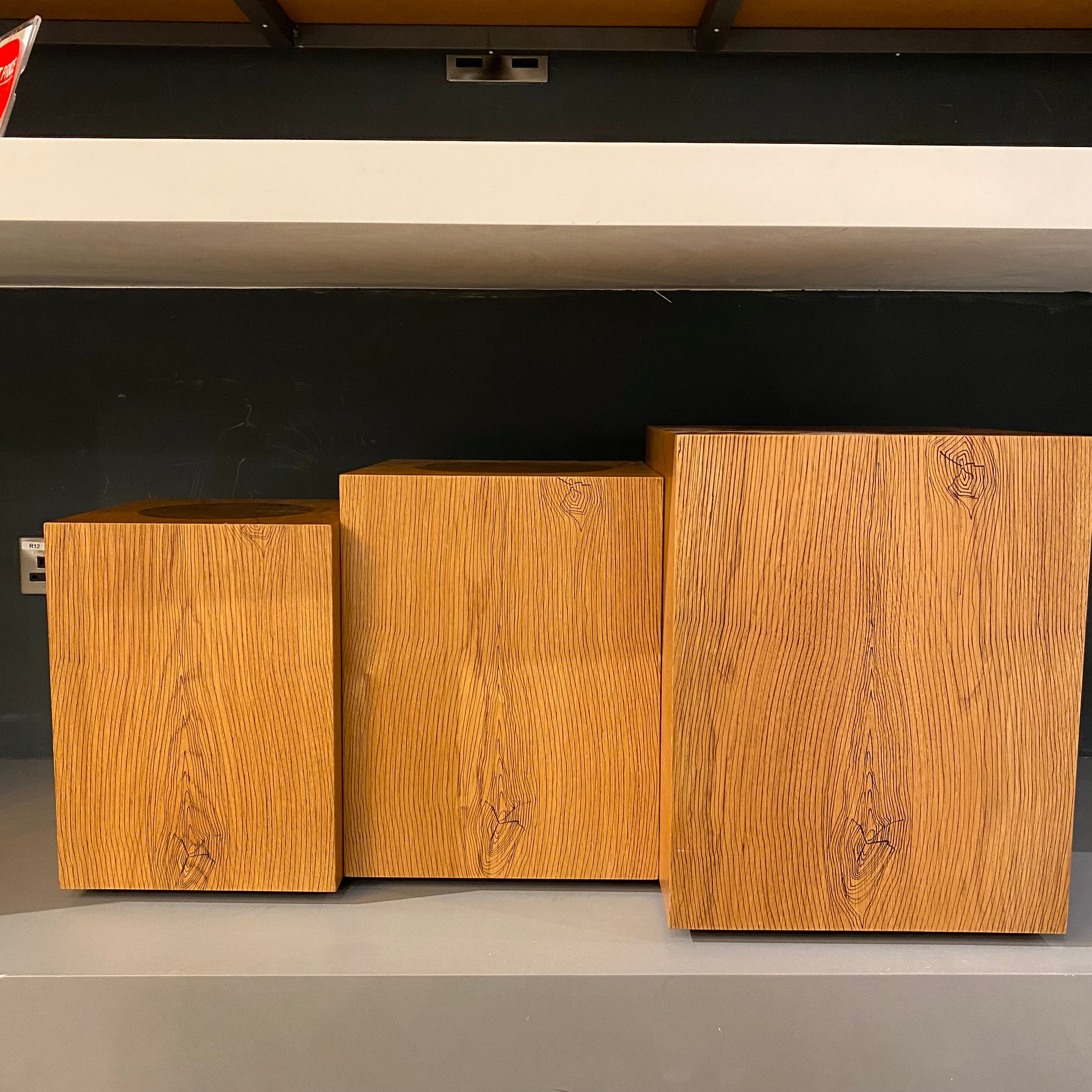 Display Item - Set Of 3 Danger Side Tables Nakheel - DISPLAY ITEM - ebarza Furniture UAE | Shop Modern Furniture in Abu Dhabi & Dubai - مفروشات ايبازرا في الامارات | تسوق اثاث عصري وديكورات مميزة في دبي وابوظبي