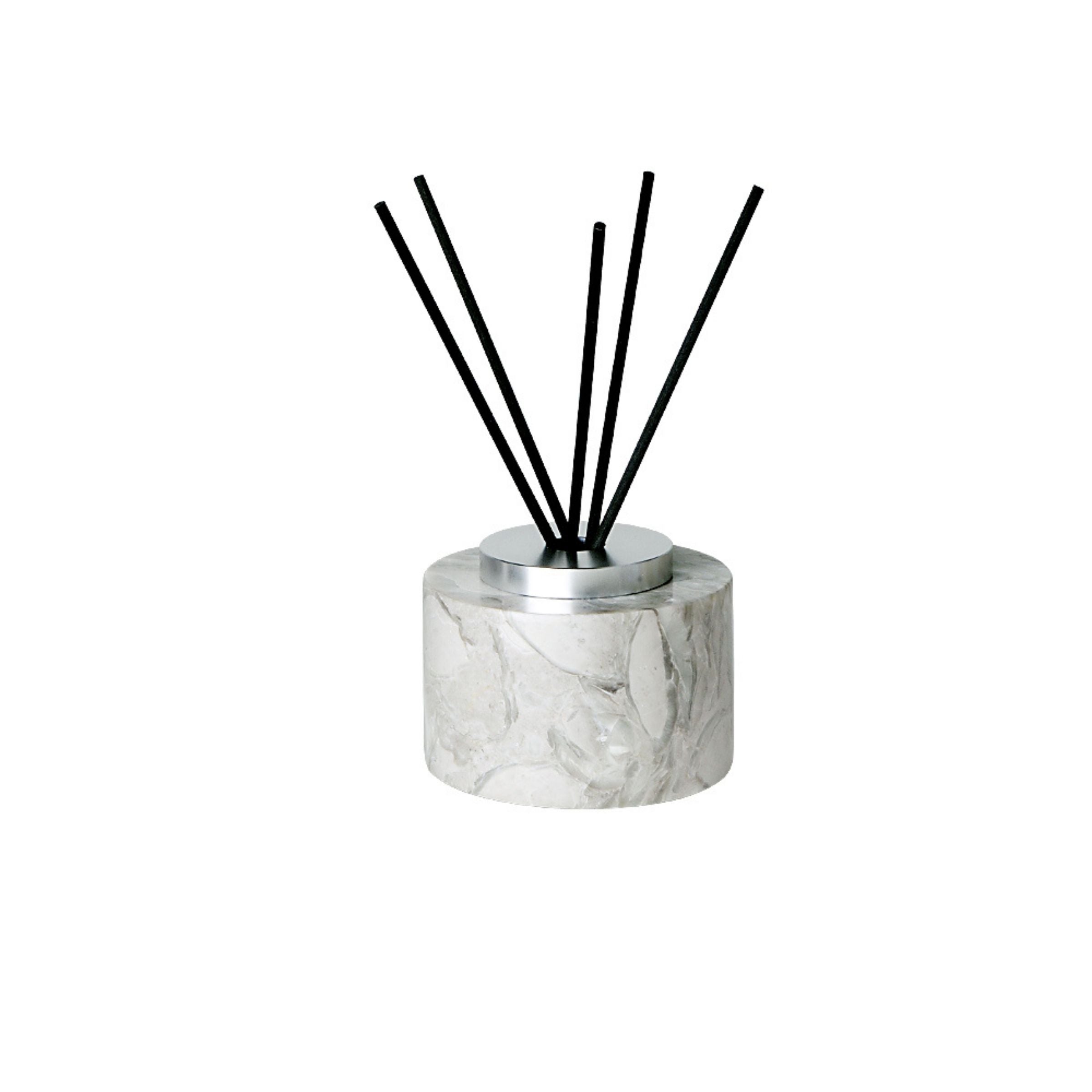 Bawang Flower Marble Circular Incense Dispenser (Silver Accessories) KXP892B - Stick Diffusers - ebarza Furniture UAE | Shop Modern Furniture in Abu Dhabi & Dubai - مفروشات ايبازرا في الامارات | تسوق اثاث عصري وديكورات مميزة في دبي وابوظبي