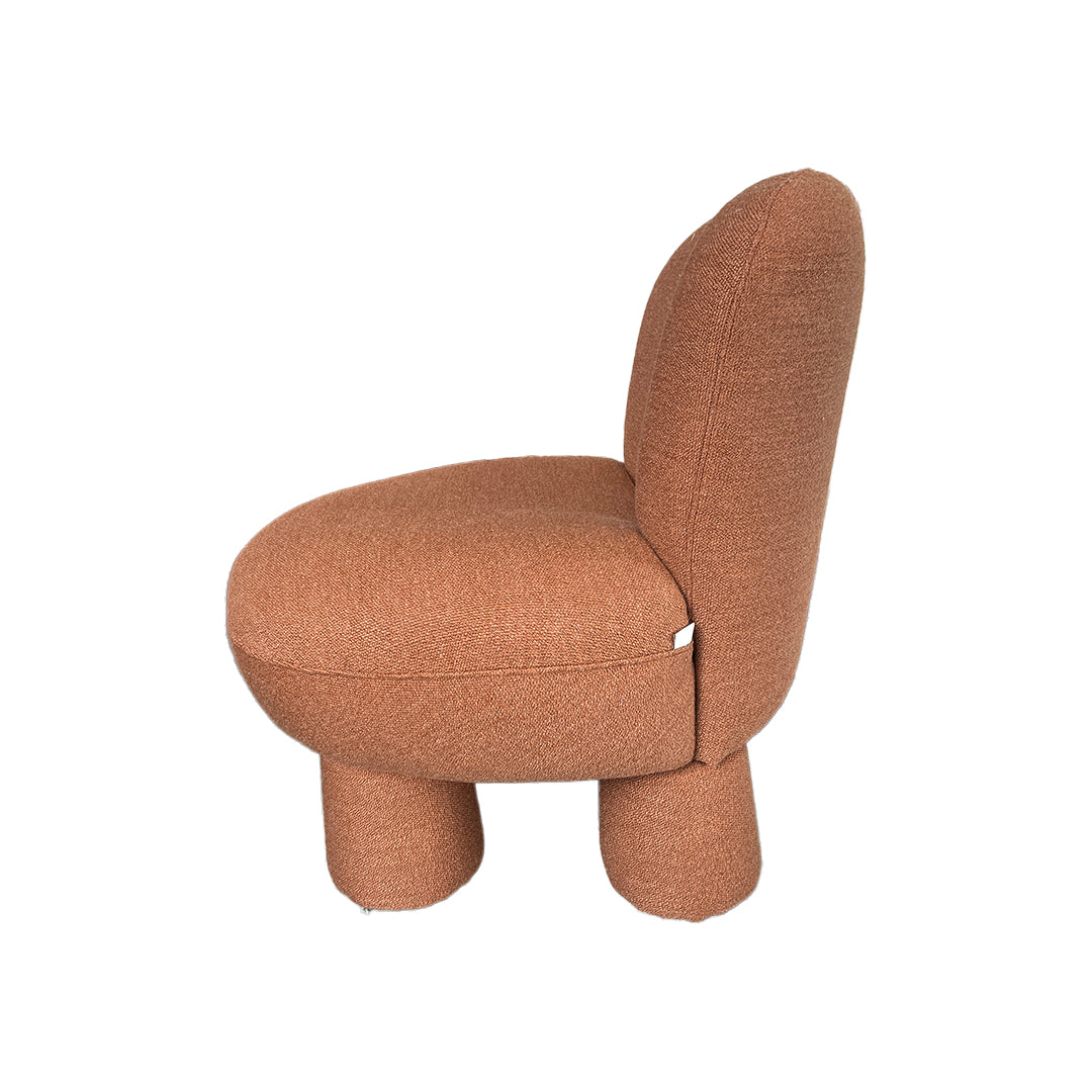 Lounge Chair MZ7639 - Lounge Chairs - ebarza Furniture UAE | Shop Modern Furniture in Abu Dhabi & Dubai - مفروشات ايبازرا في الامارات | تسوق اثاث عصري وديكورات مميزة في دبي وابوظبي