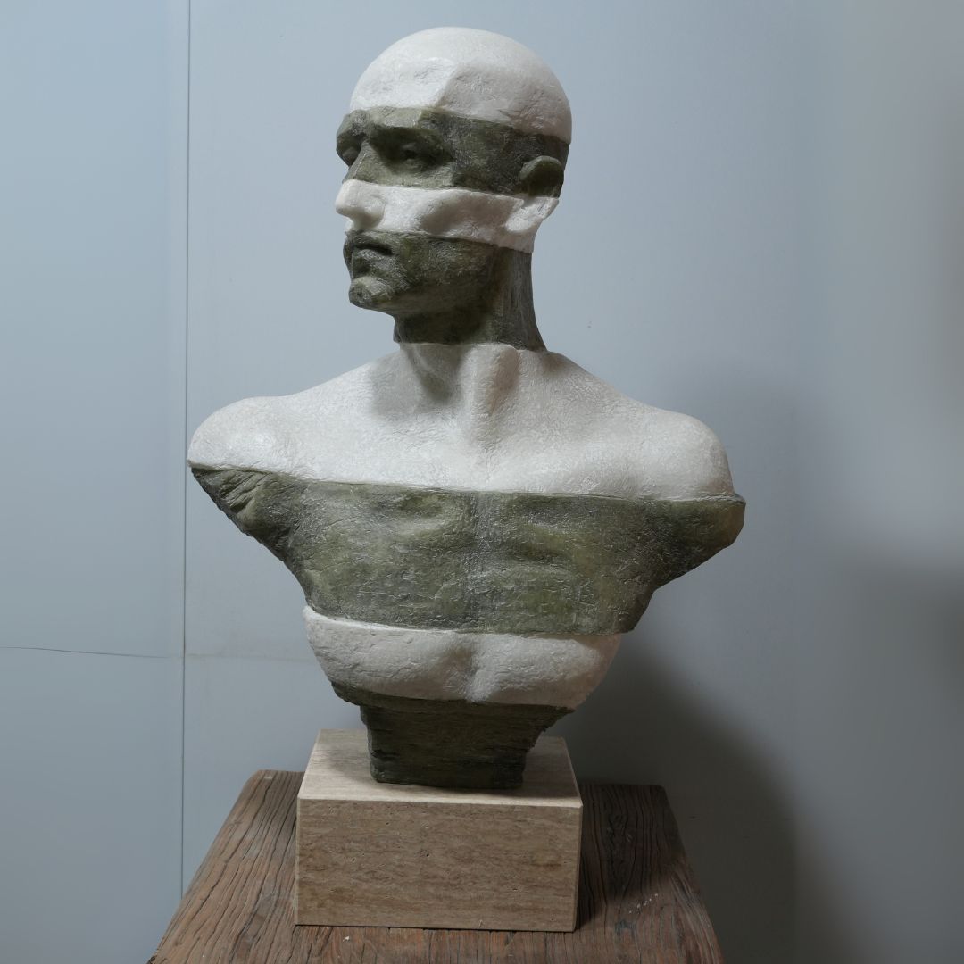 Pre-order 65 Days Delivery Male Bust Ornament TR-0217 - Home Decor Figurines - ebarza Furniture UAE | Shop Modern Furniture in Abu Dhabi & Dubai - مفروشات ايبازرا في الامارات | تسوق اثاث عصري وديكورات مميزة في دبي وابوظبي