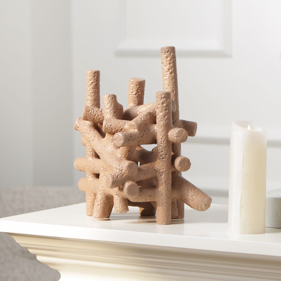 Pre-order 15 Days Delivery Muddy Red Interlocking Forms KA5123B - Home Decor Figurines - ebarza Furniture UAE | Shop Modern Furniture in Abu Dhabi & Dubai - مفروشات ايبازرا في الامارات | تسوق اثاث عصري وديكورات مميزة في دبي وابوظبي