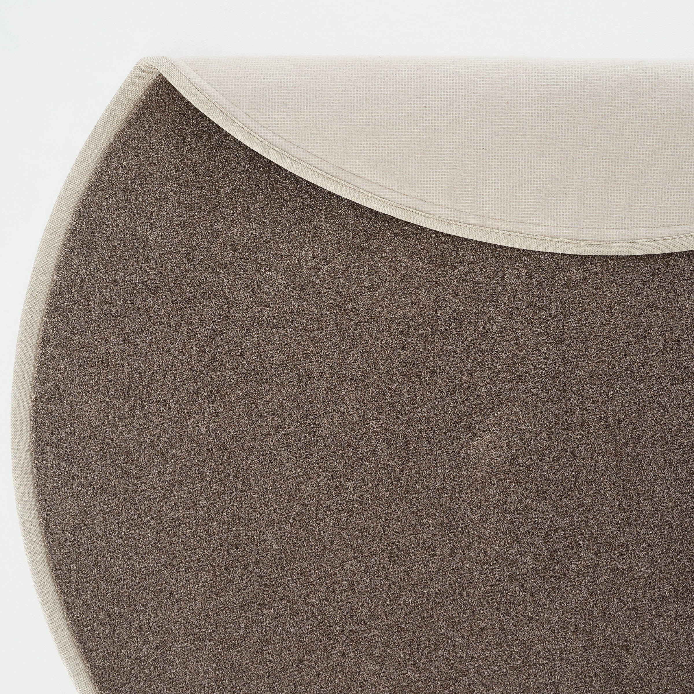 D300 CM BOUNTY 92 MONTEREY Rug 80104 - Rugs - ebarza Furniture UAE | Shop Modern Furniture in Abu Dhabi & Dubai - مفروشات ايبازرا في الامارات | تسوق اثاث عصري وديكورات مميزة في دبي وابوظبي