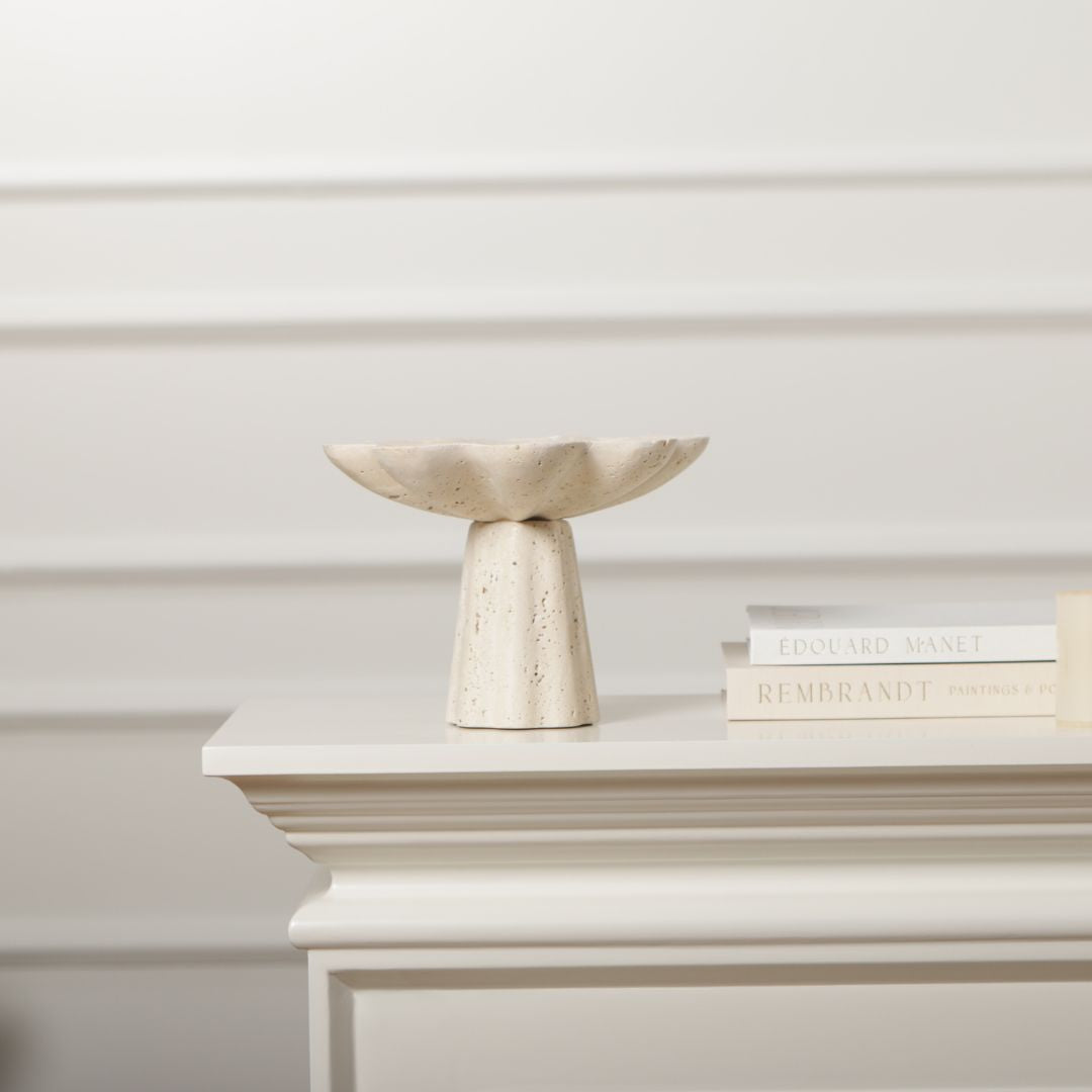 Pre-order 15 Days Delivery Petal-Shaped Marble Vase KC5046A