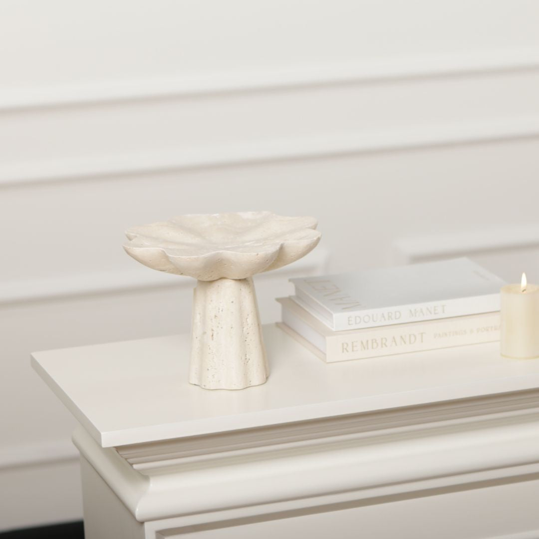 Pre-order 15 Days Delivery Petal-Shaped Marble Vase KC5046A